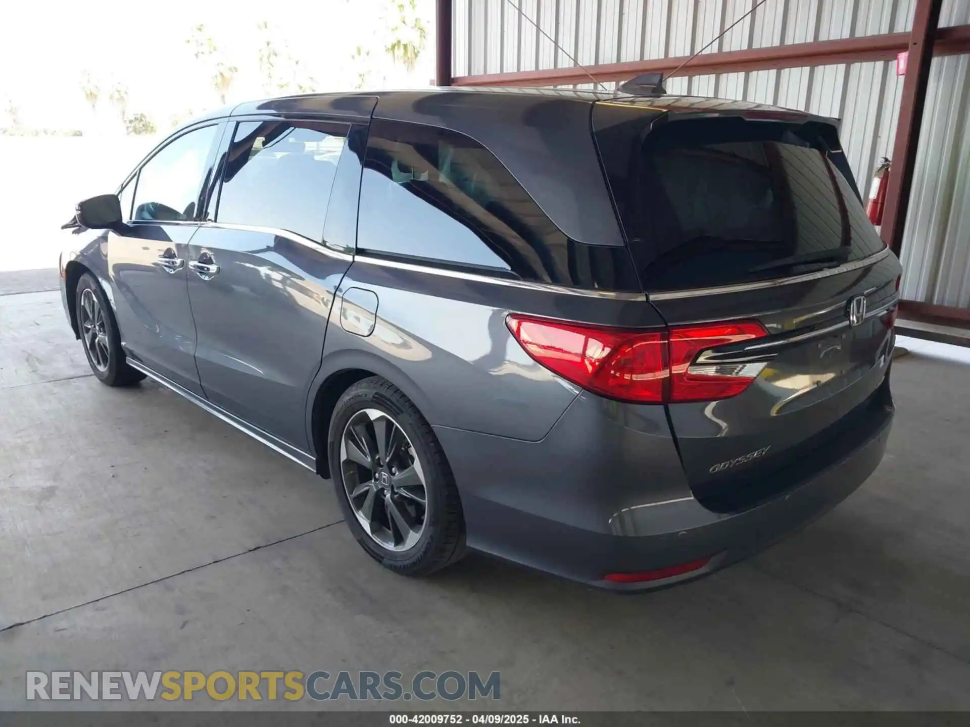 3 Photograph of a damaged car 5FNRL6H90PB069058 HONDA ODYSSEY 2023