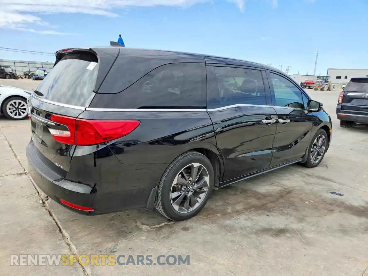 3 Photograph of a damaged car 5FNRL6H95PB017599 HONDA ODYSSEY 2023