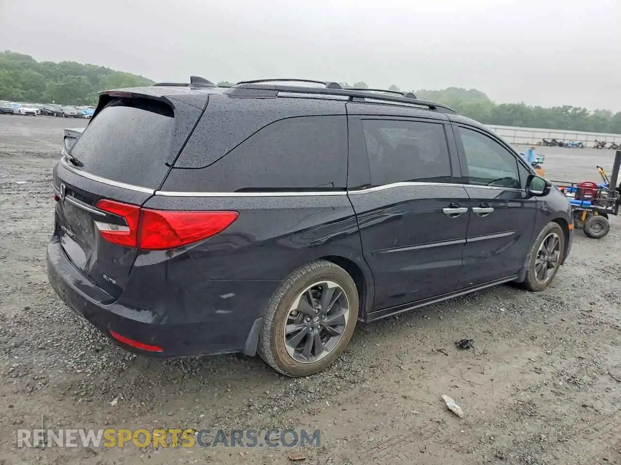 3 Photograph of a damaged car 5FNRL6H95PB050943 HONDA ODYSSEY 2023