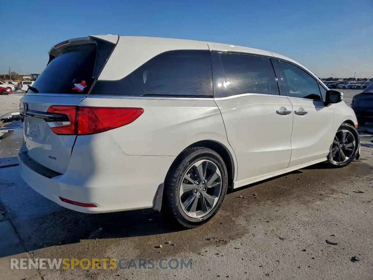 3 Photograph of a damaged car 5FNRL6H97PB019449 HONDA ODYSSEY 2023