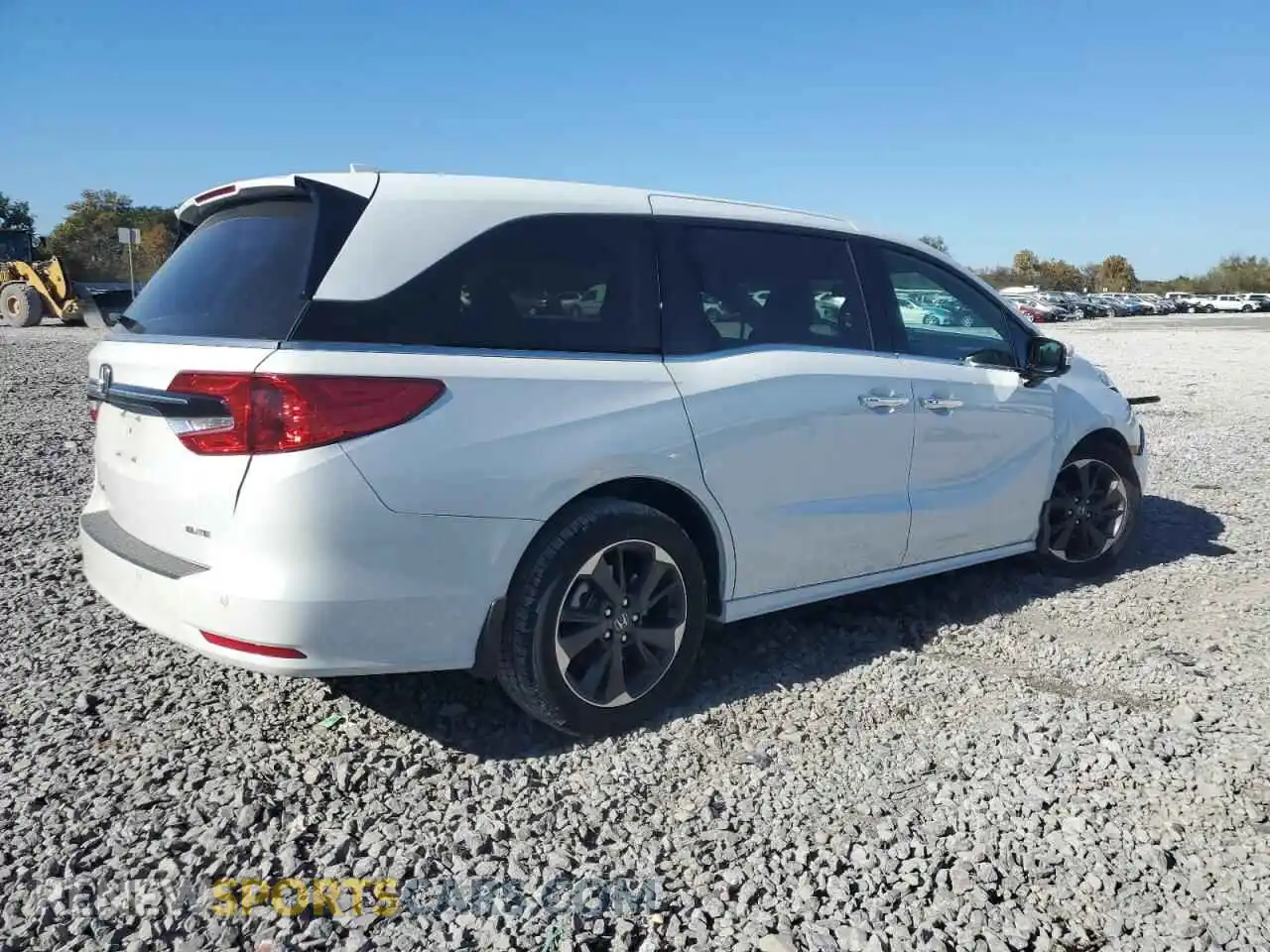 3 Photograph of a damaged car 5FNRL6H98PB004944 HONDA ODYSSEY 2023