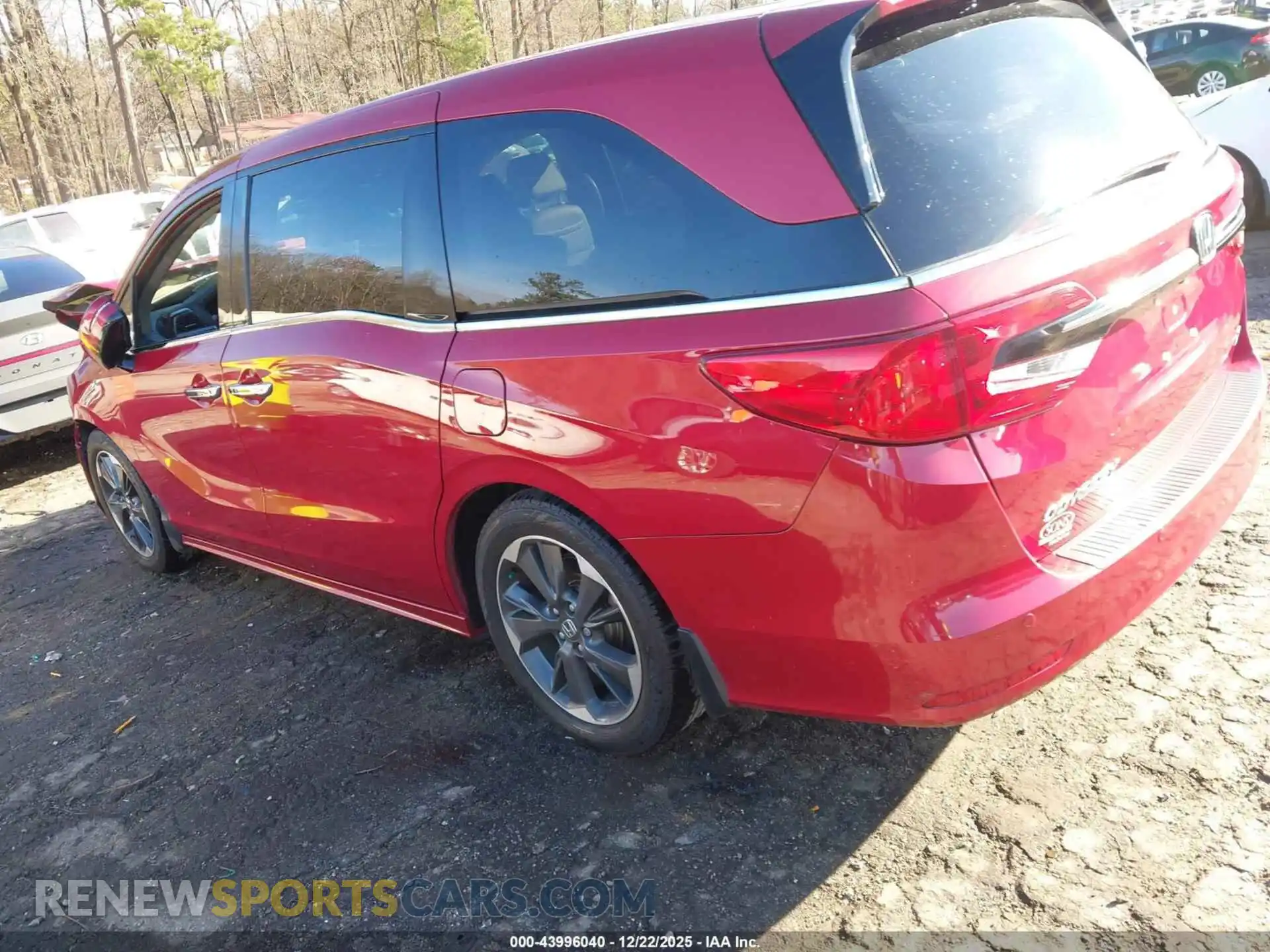 3 Photograph of a damaged car 5FNRL6H98PB015474 HONDA ODYSSEY 2023