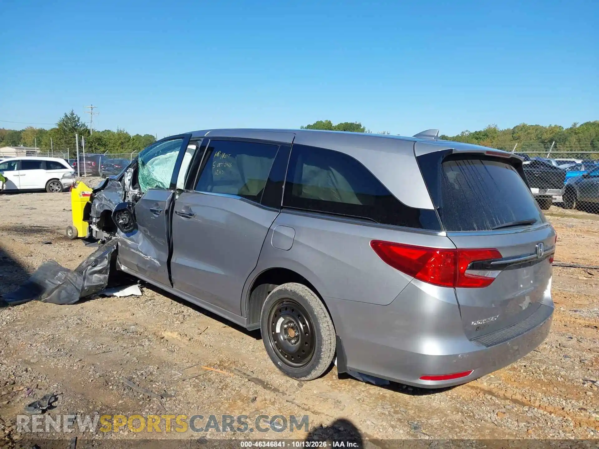 3 Photograph of a damaged car 5FNRL6H99PB055112 HONDA ODYSSEY 2023