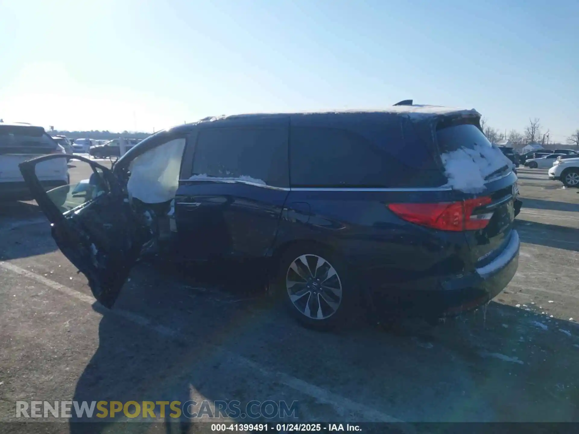 3 Photograph of a damaged car 5FNRL6H60RB061017 HONDA ODYSSEY 2024