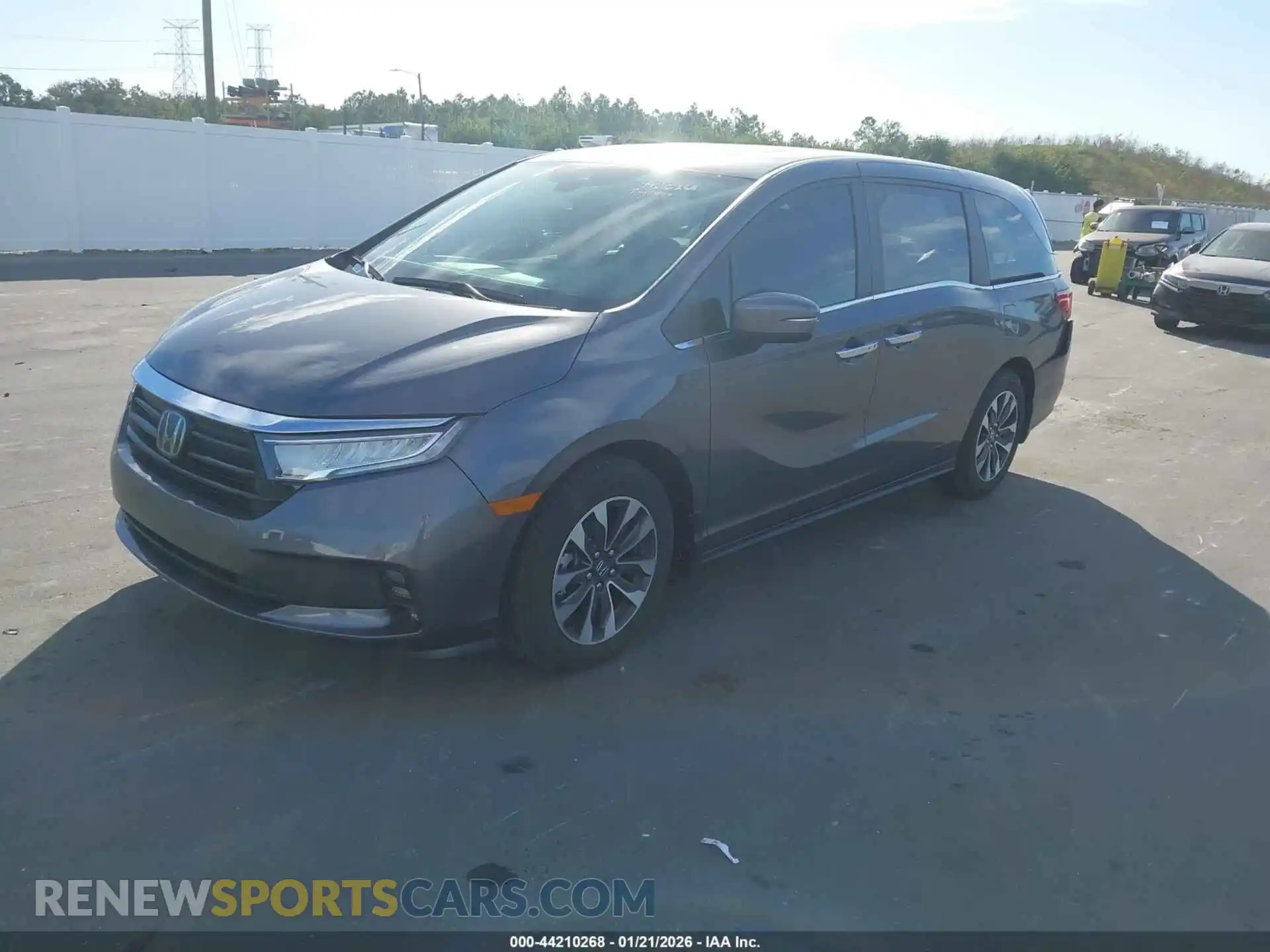 2 Photograph of a damaged car 5FNRL6H60RB068646 HONDA ODYSSEY 2024