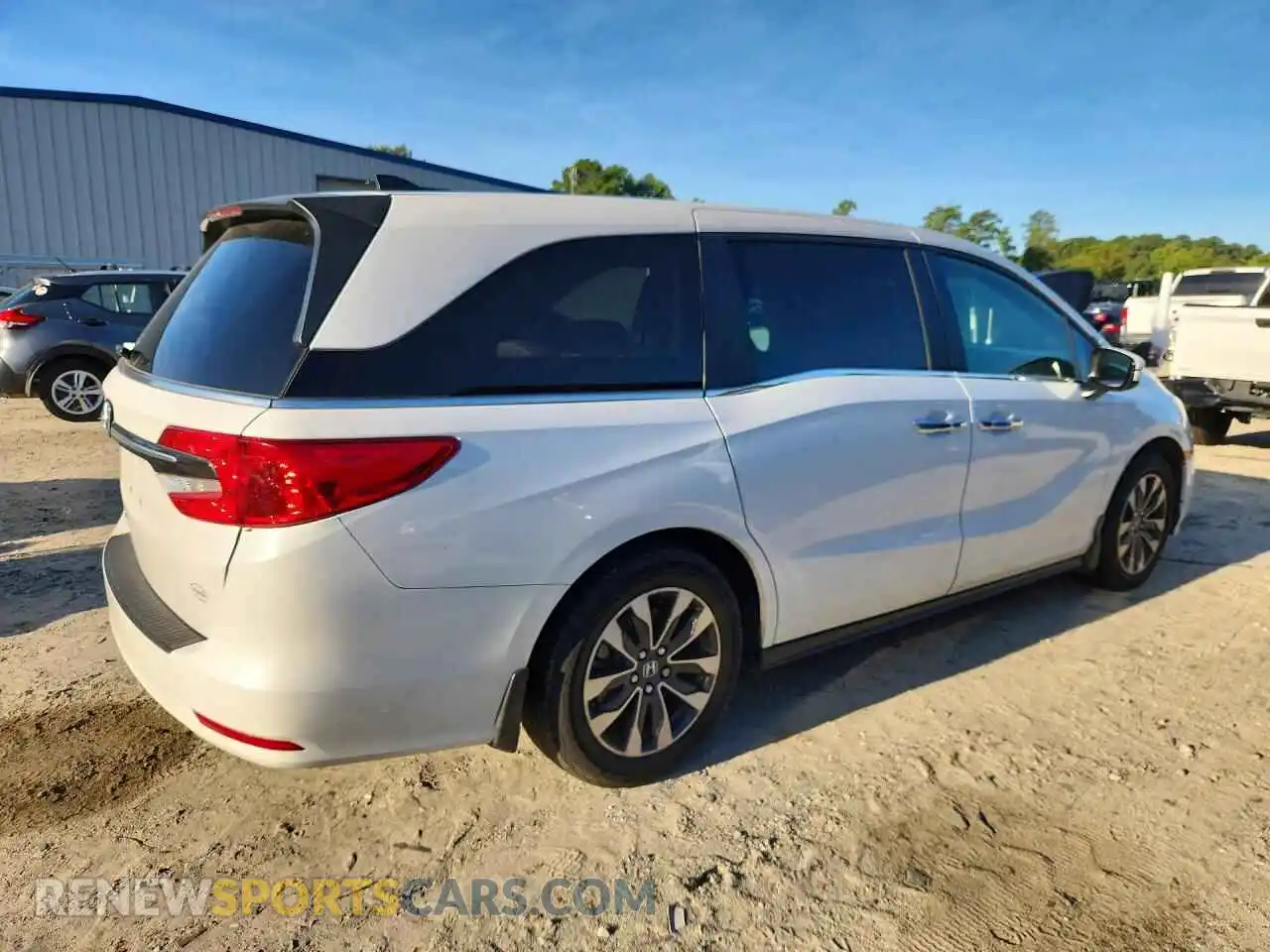 3 Фотография поврежденного автомобиля 5FNRL6H61RB053489 HONDA ODYSSEY 2024