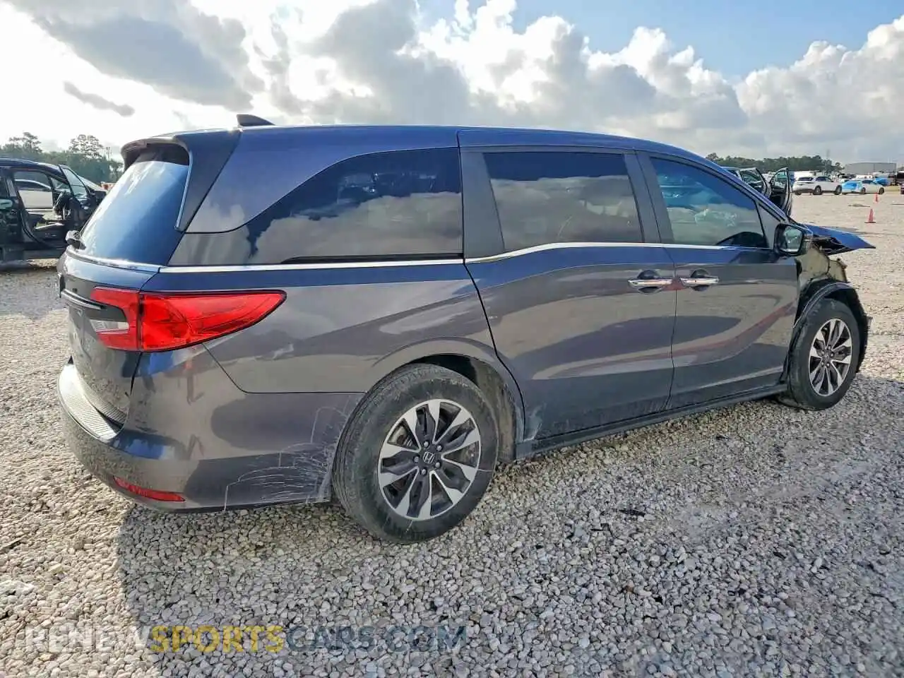 3 Photograph of a damaged car 5FNRL6H62RB002809 HONDA ODYSSEY 2024
