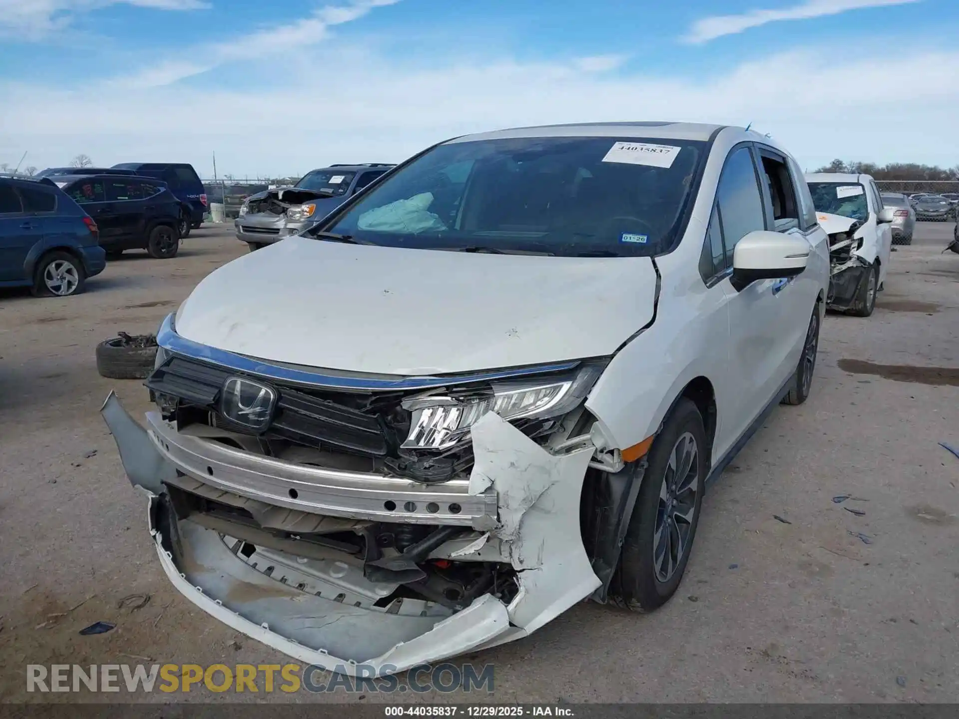 2 Photograph of a damaged car 5FNRL6H62RB013597 HONDA ODYSSEY 2024