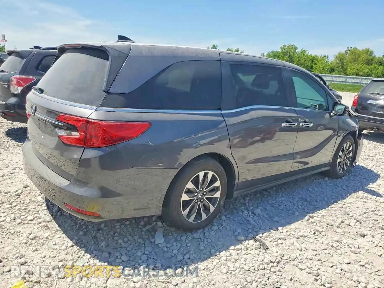 3 Photograph of a damaged car 5FNRL6H64RB025508 HONDA ODYSSEY 2024