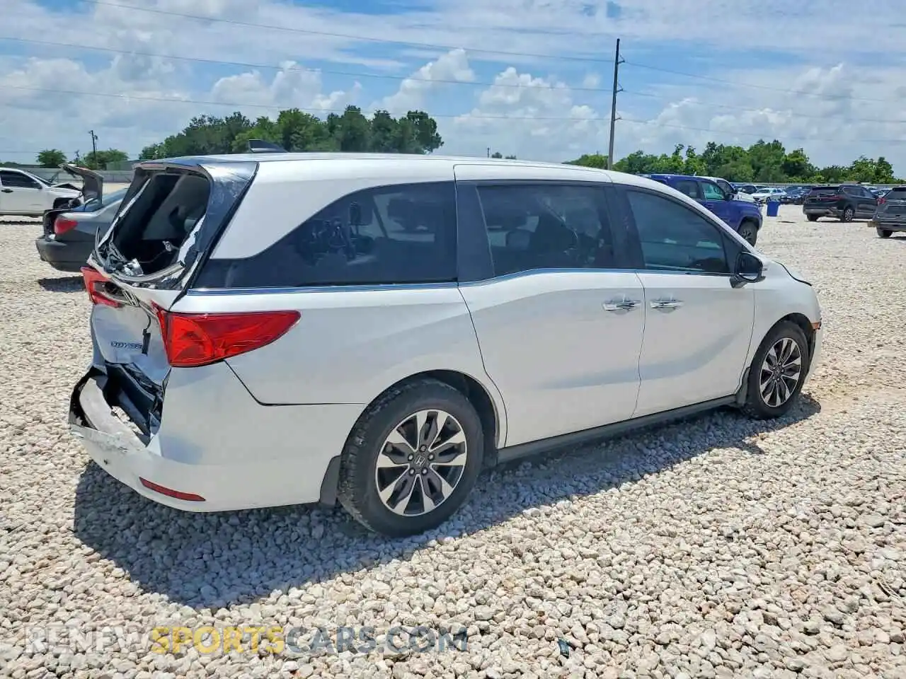 3 Photograph of a damaged car 5FNRL6H65RB018969 HONDA ODYSSEY 2024