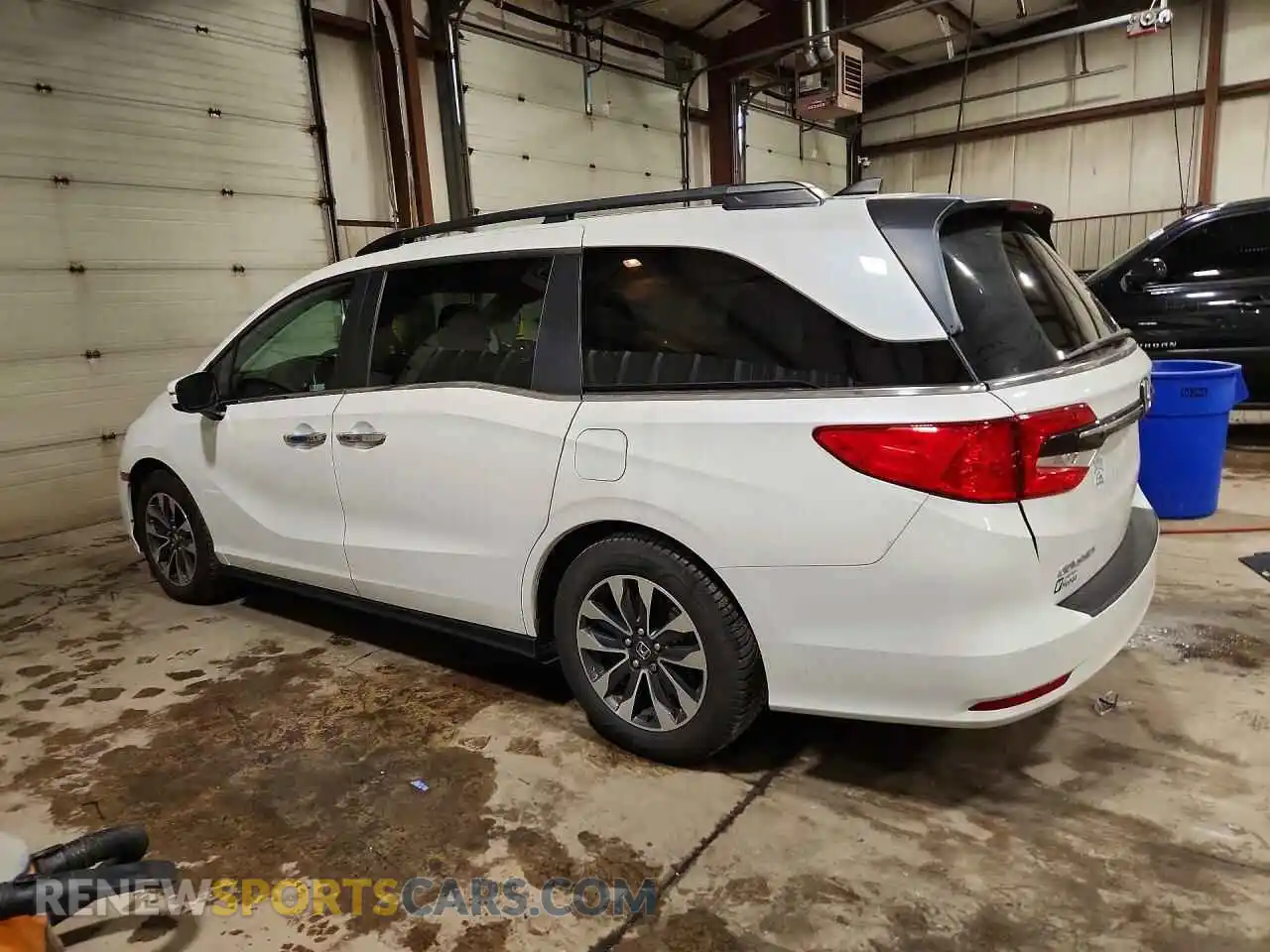 2 Фотография поврежденного автомобиля 5FNRL6H65RB038736 HONDA ODYSSEY 2024