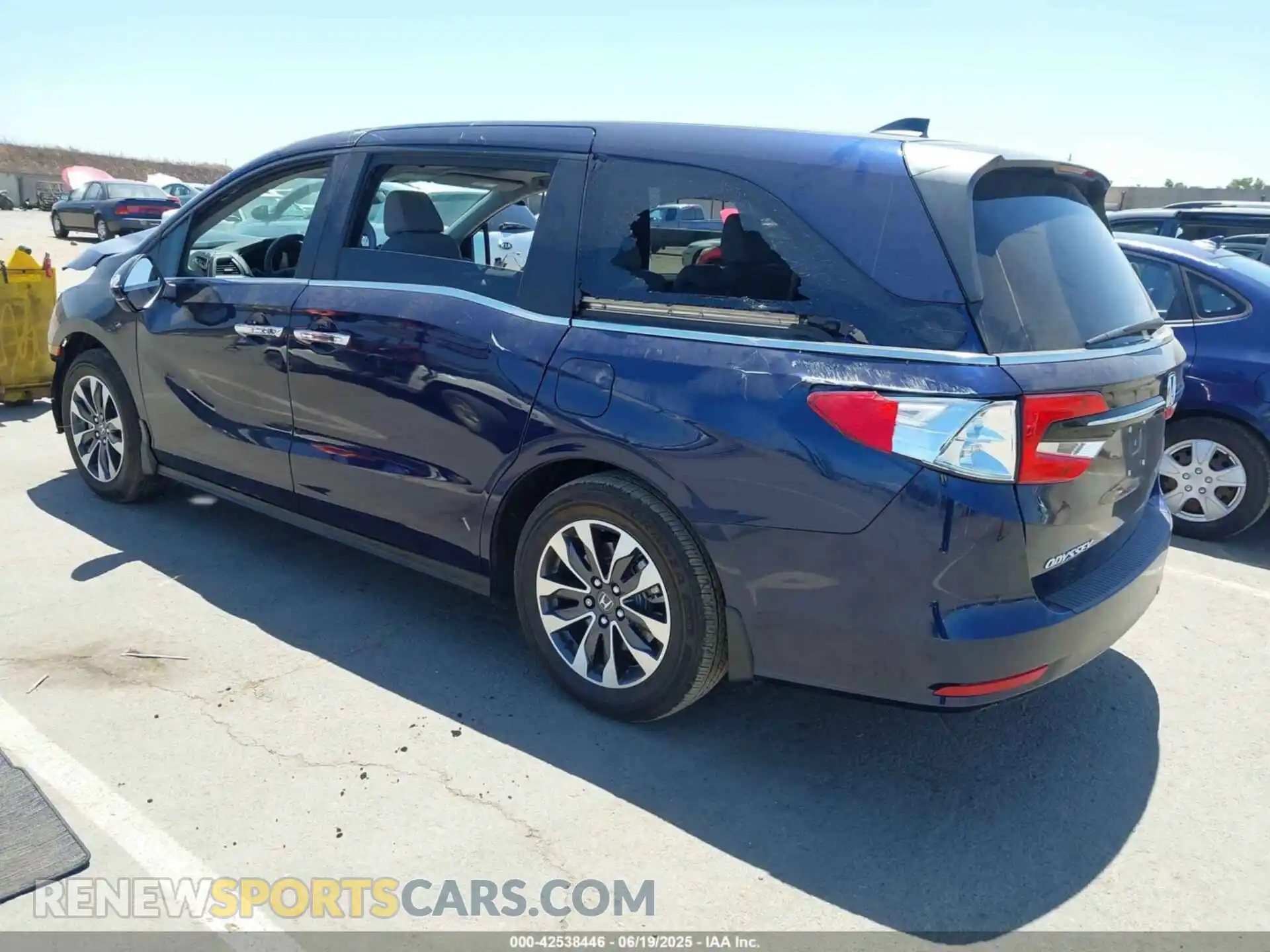 3 Photograph of a damaged car 5FNRL6H65RB066746 HONDA ODYSSEY 2024