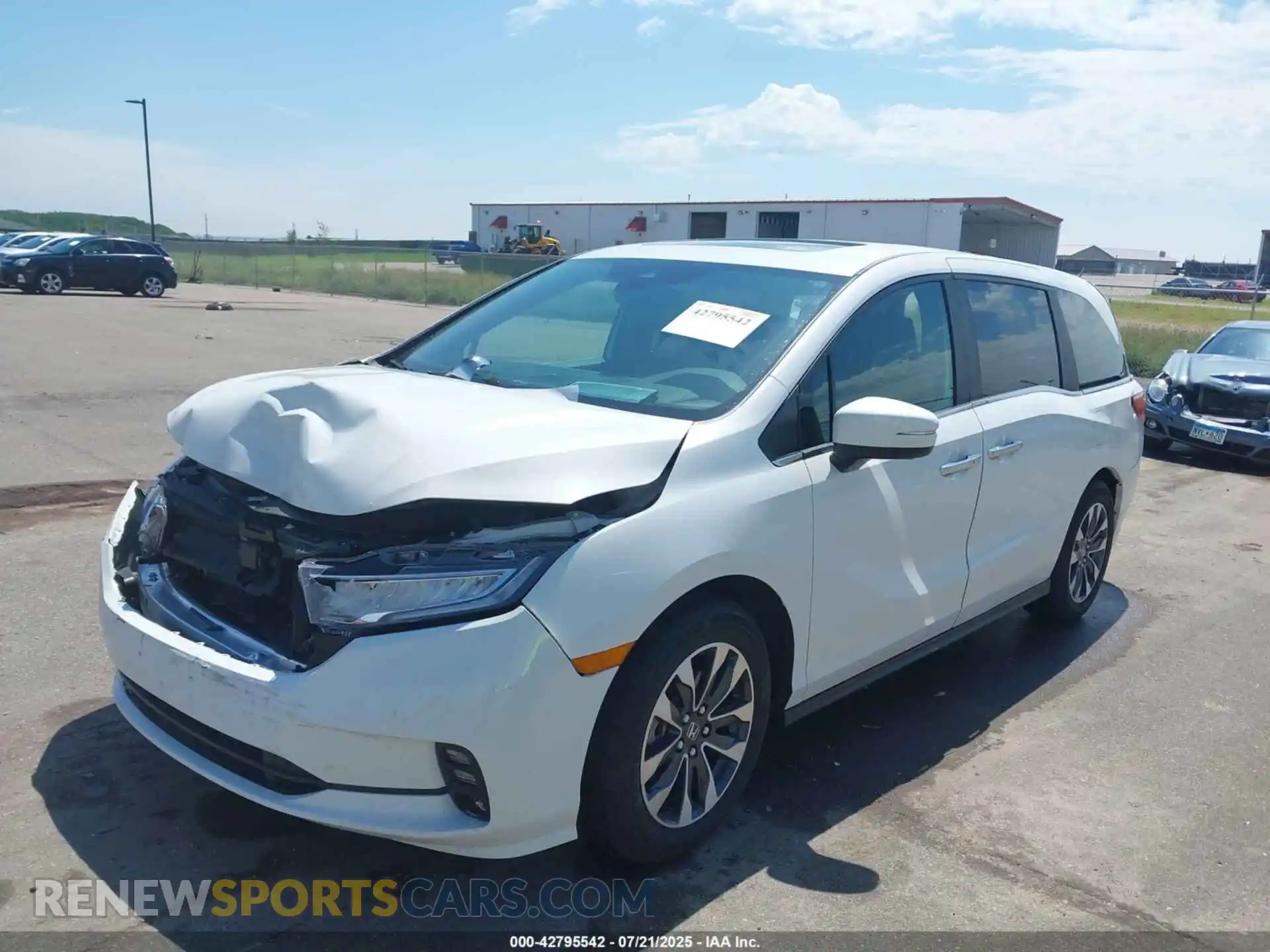 2 Photograph of a damaged car 5FNRL6H68RB016472 HONDA ODYSSEY 2024