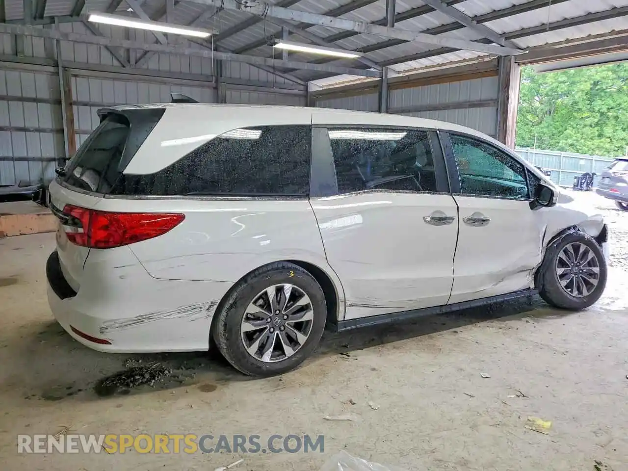 3 Photograph of a damaged car 5FNRL6H69RB022202 HONDA ODYSSEY 2024