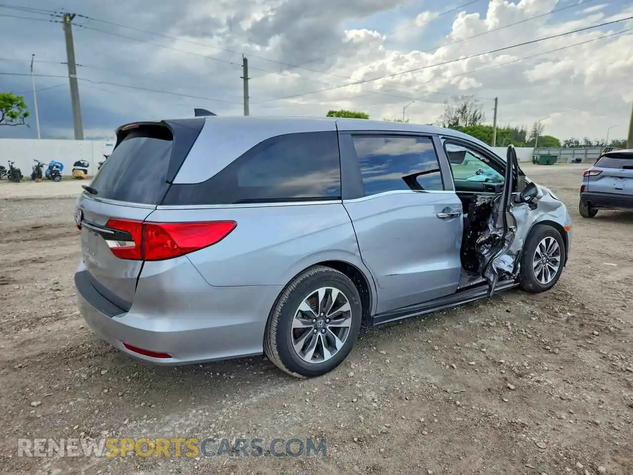 3 Фотография поврежденного автомобиля 5FNRL6H69RB060836 HONDA ODYSSEY 2024