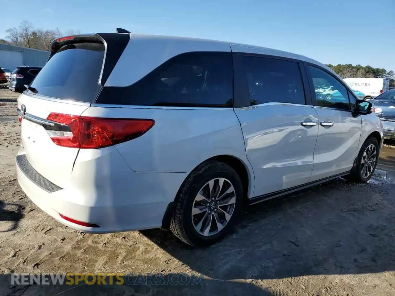 3 Photograph of a damaged car 5FNRL6H69RB070816 HONDA ODYSSEY 2024