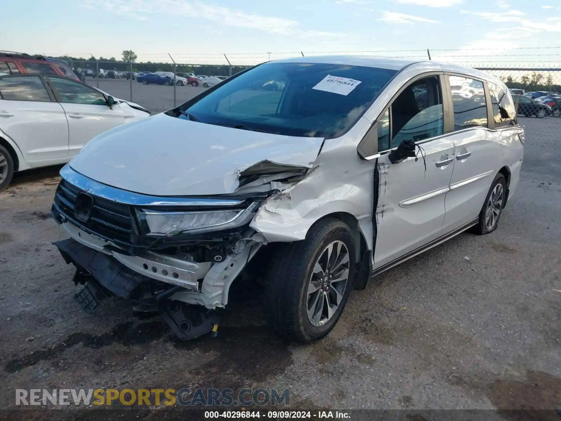 2 Photograph of a damaged car 5FNRL6H6XRB007868 HONDA ODYSSEY 2024