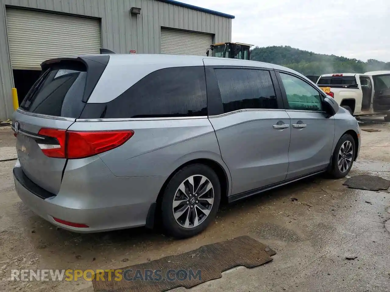 3 Фотография поврежденного автомобиля 5FNRL6H6XRB043236 HONDA ODYSSEY 2024