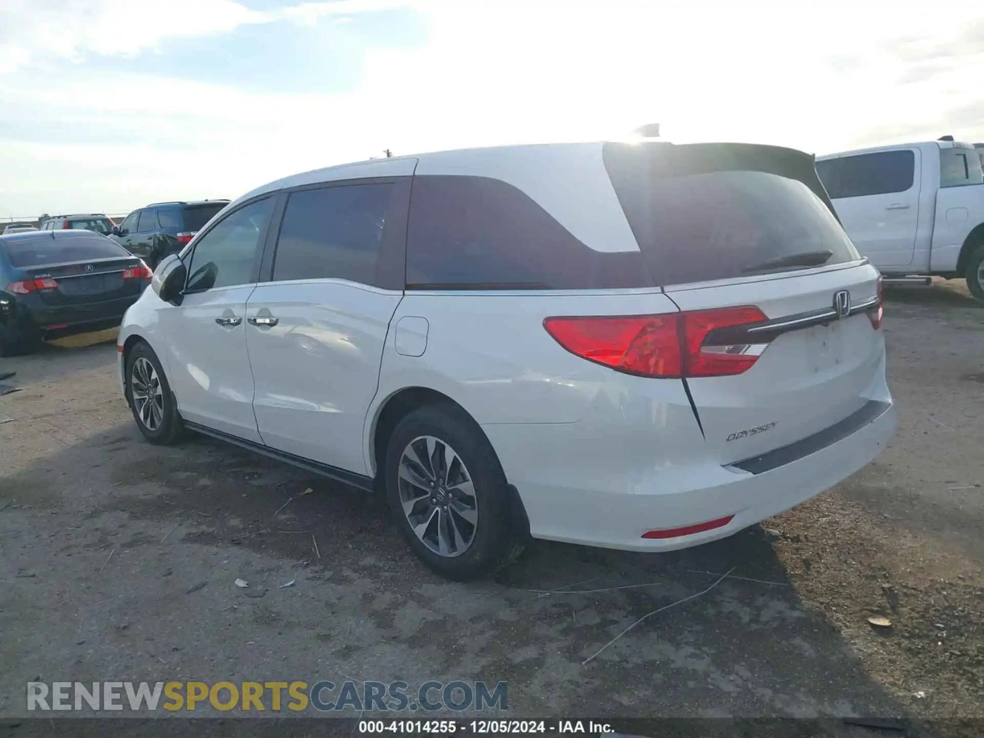 3 Photograph of a damaged car 5FNRL6H6XRB069190 HONDA ODYSSEY 2024