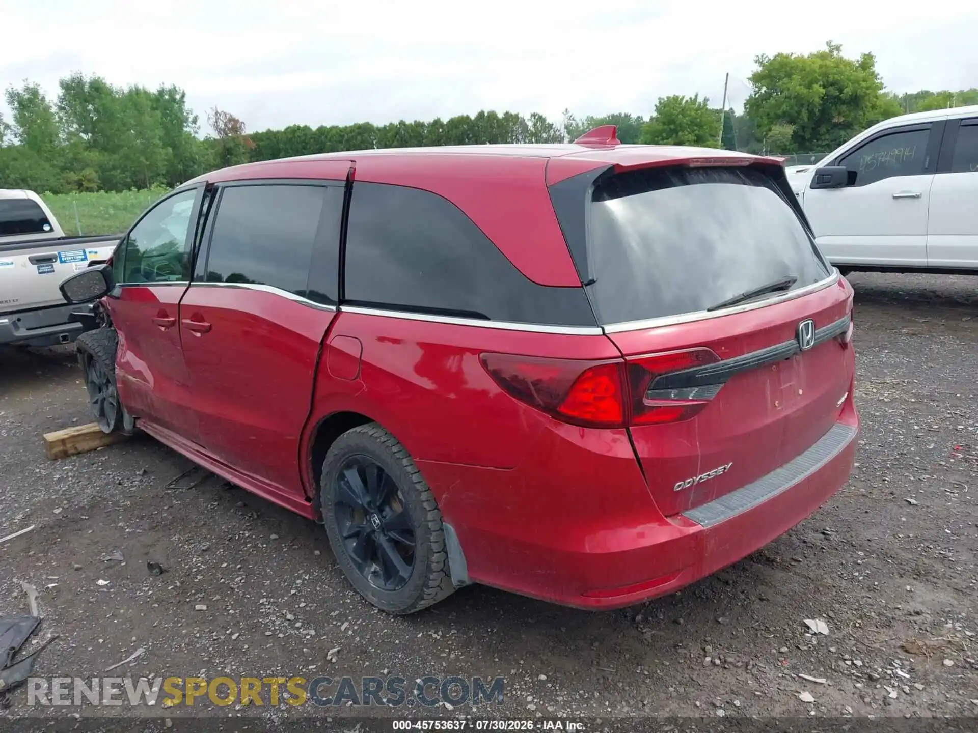 3 Photograph of a damaged car 5FNRL6H71RB018153 HONDA ODYSSEY 2024