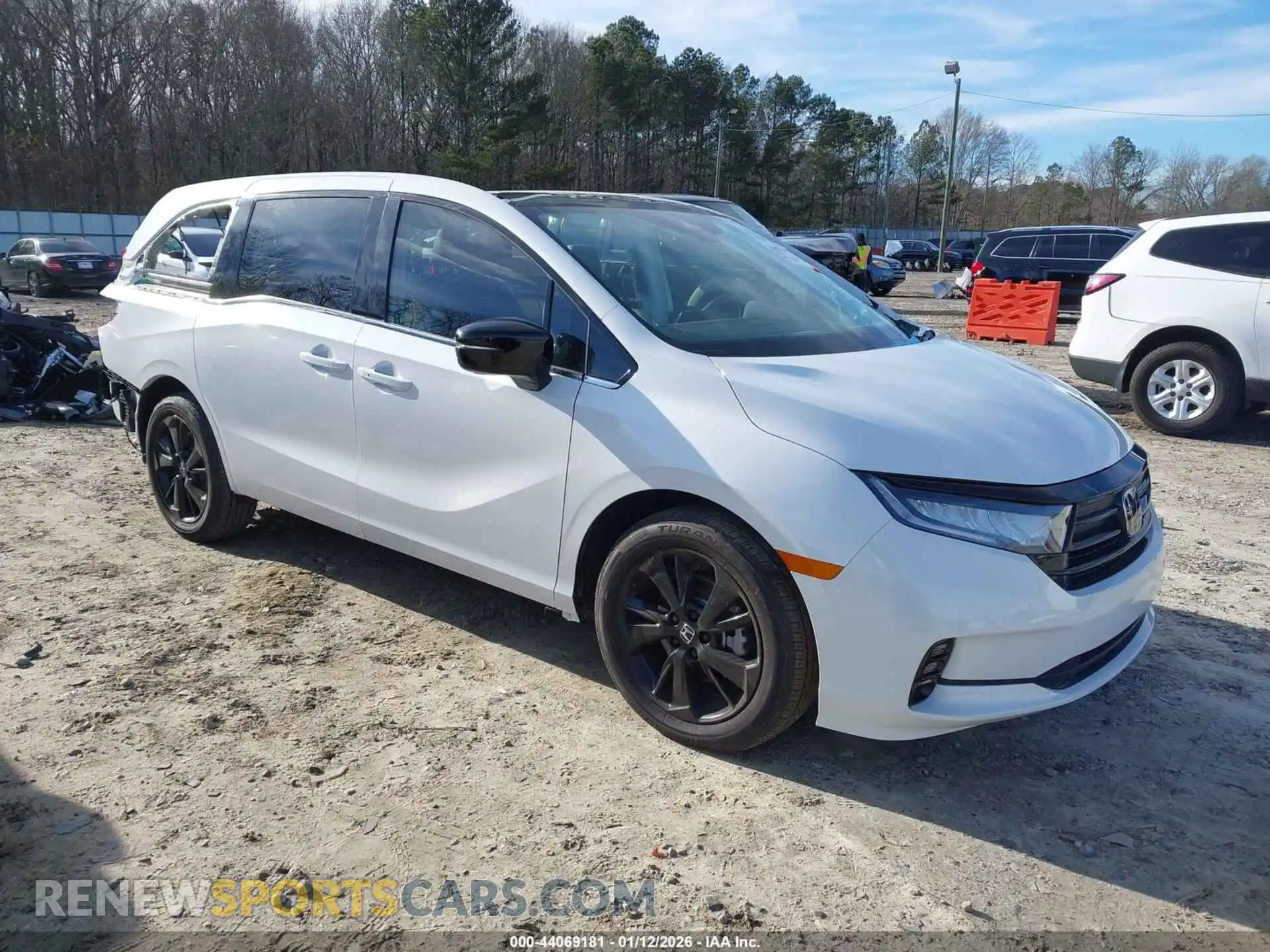 1 Фотография поврежденного автомобиля 5FNRL6H72RB024382 HONDA ODYSSEY 2024