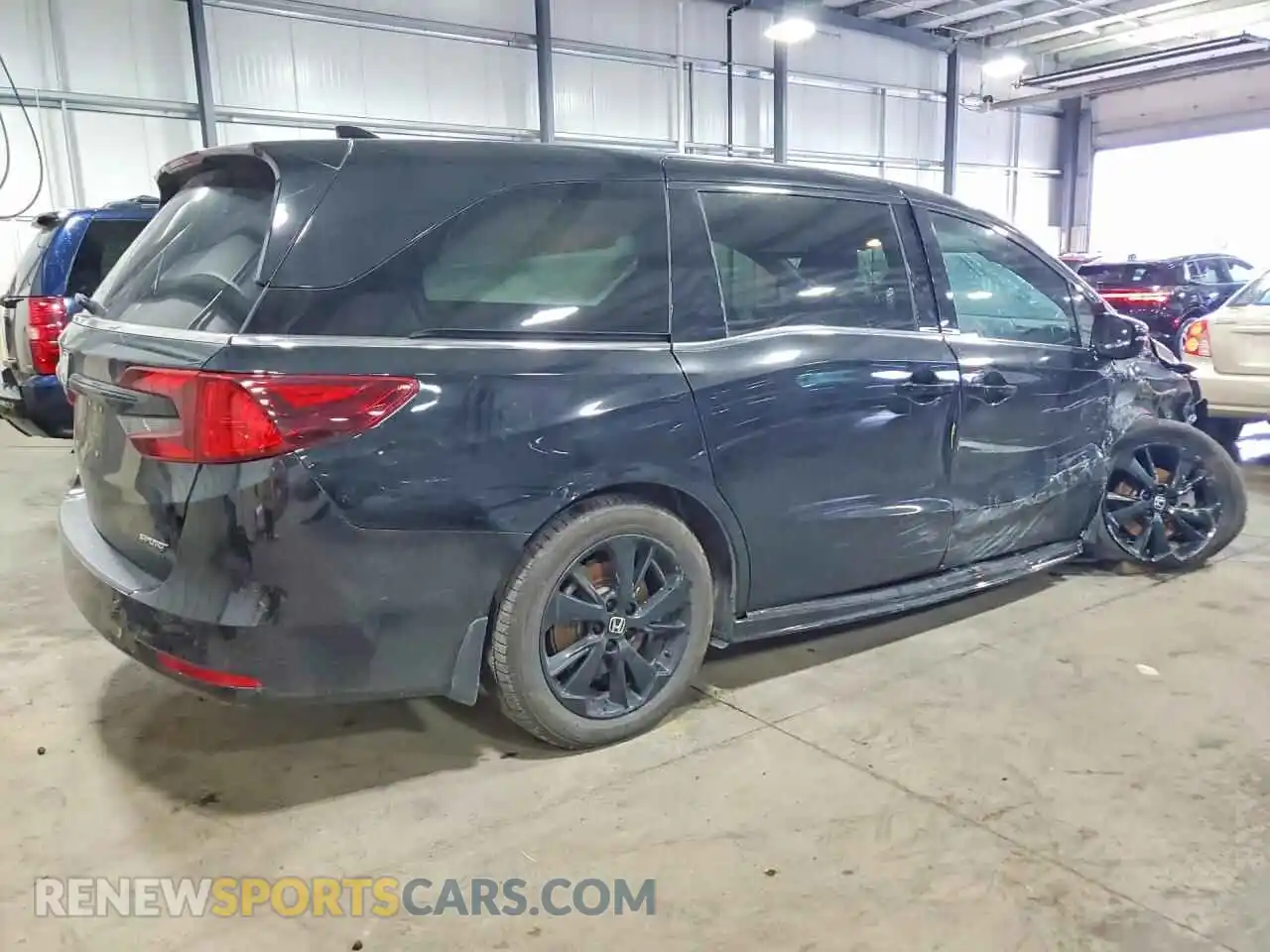 3 Photograph of a damaged car 5FNRL6H74RB052037 HONDA ODYSSEY 2024
