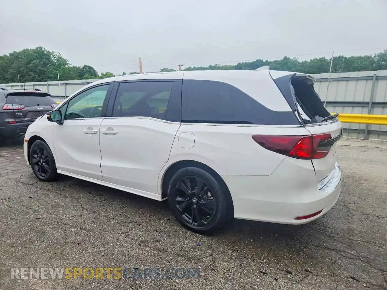 2 Photograph of a damaged car 5FNRL6H75RB068540 HONDA ODYSSEY 2024