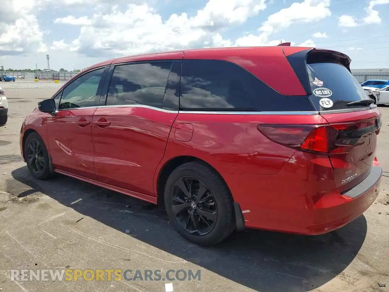 2 Photograph of a damaged car 5FNRL6H76RB043825 HONDA ODYSSEY 2024