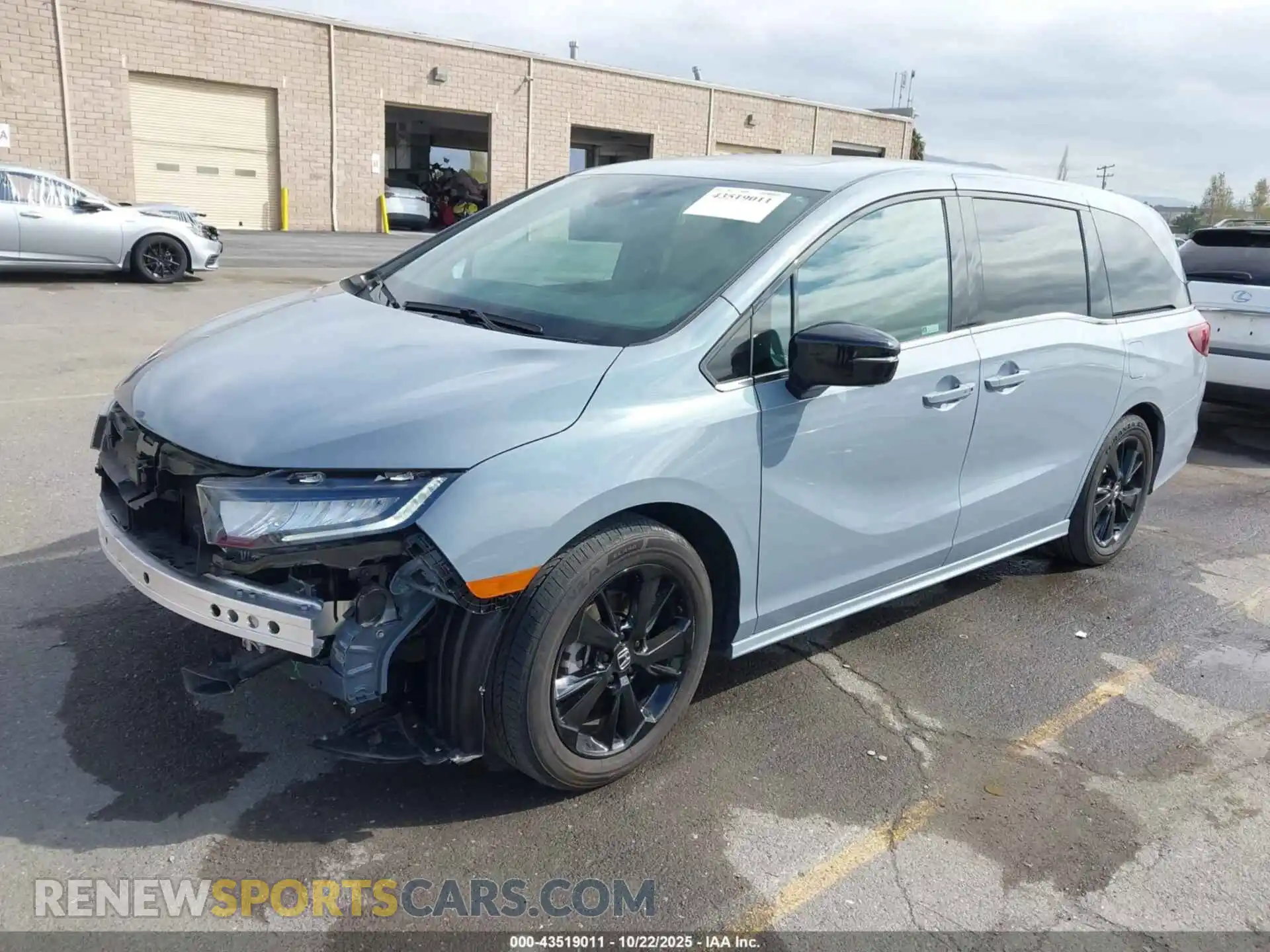 2 Photograph of a damaged car 5FNRL6H77RB065445 HONDA ODYSSEY 2024