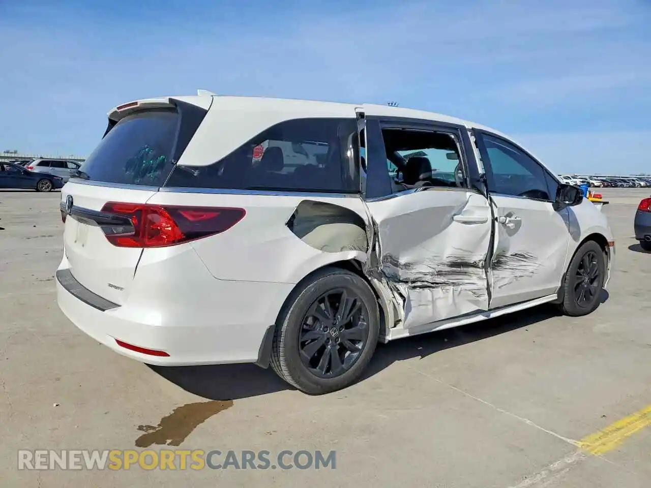 3 Photograph of a damaged car 5FNRL6H78RB032714 HONDA ODYSSEY 2024