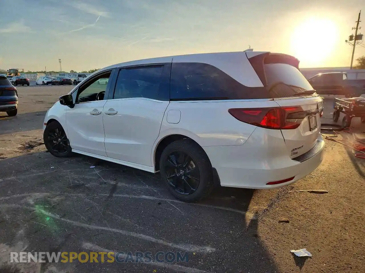2 Photograph of a damaged car 5FNRL6H7XRB068971 HONDA ODYSSEY 2024