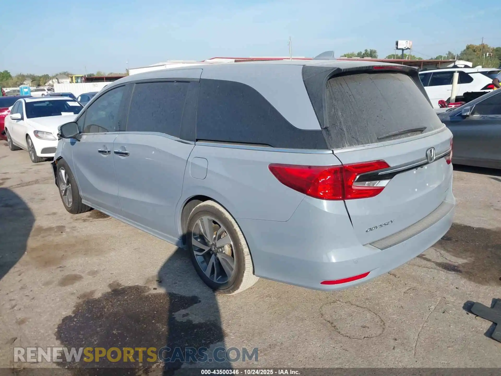 3 Photograph of a damaged car 5FNRL6H80RB048141 HONDA ODYSSEY 2024