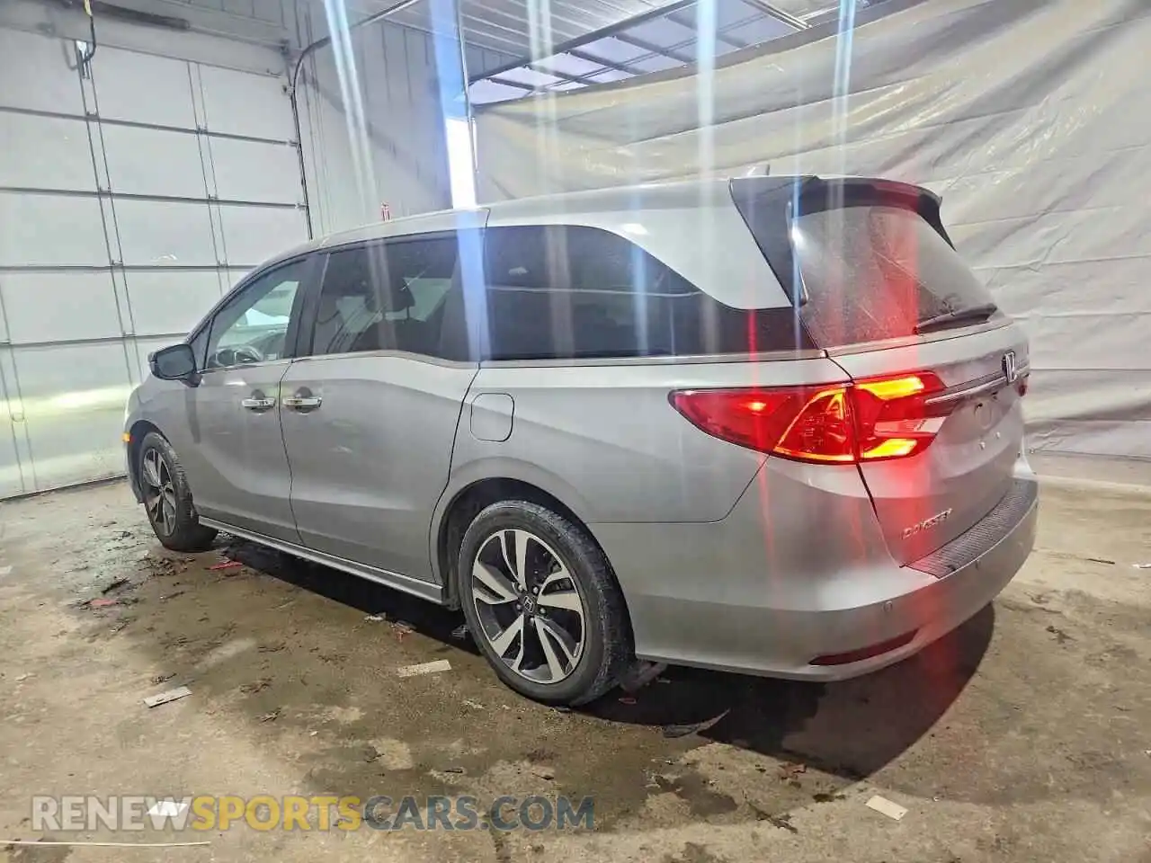 2 Photograph of a damaged car 5FNRL6H81RB043787 HONDA ODYSSEY 2024