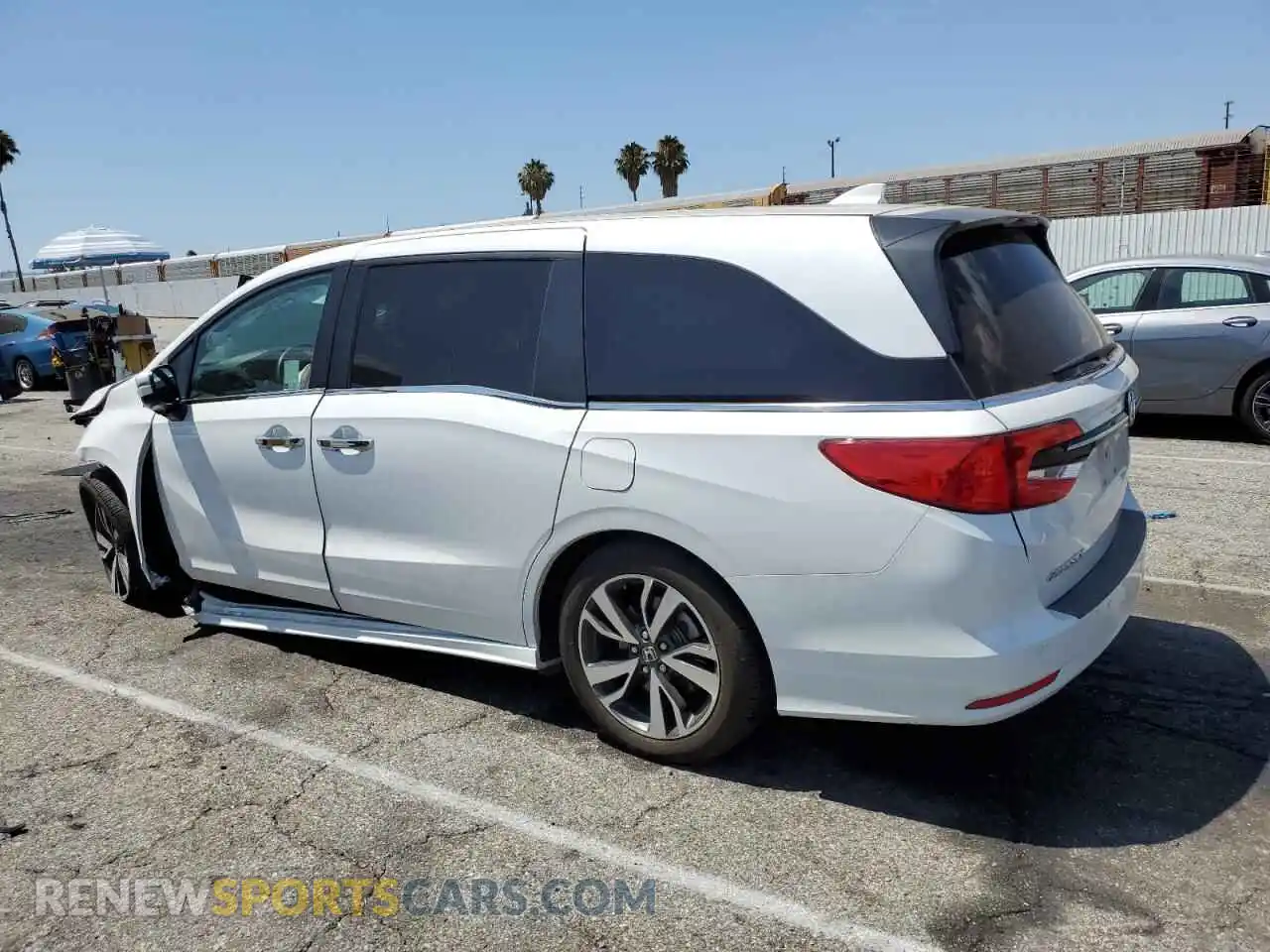 2 Photograph of a damaged car 5FNRL6H83RB009138 HONDA ODYSSEY 2024