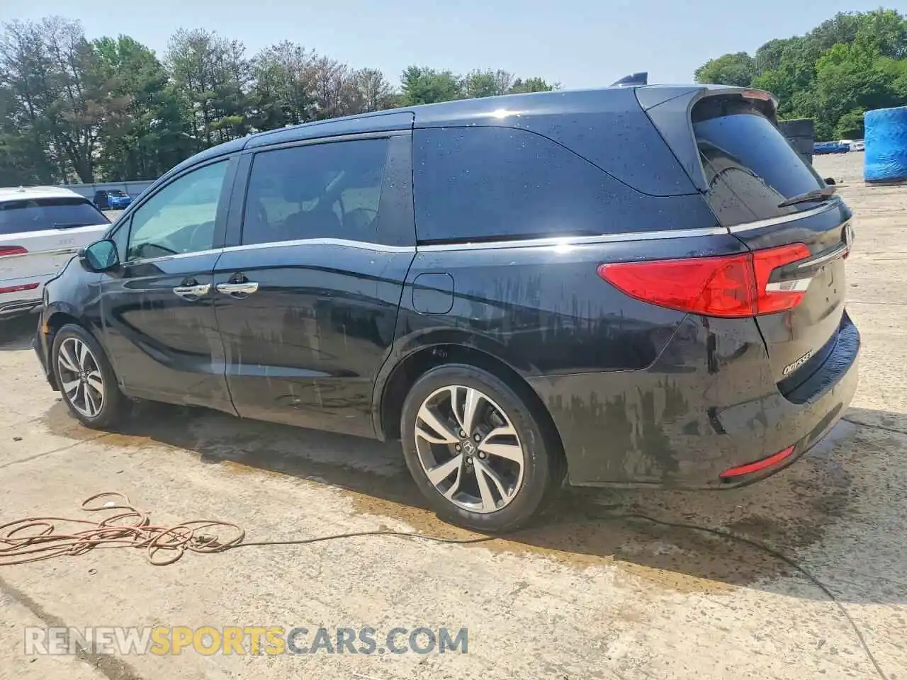 2 Photograph of a damaged car 5FNRL6H83RB074541 HONDA ODYSSEY 2024