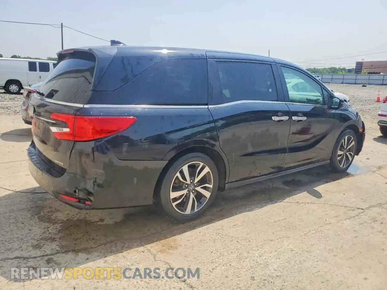 3 Photograph of a damaged car 5FNRL6H83RB074541 HONDA ODYSSEY 2024