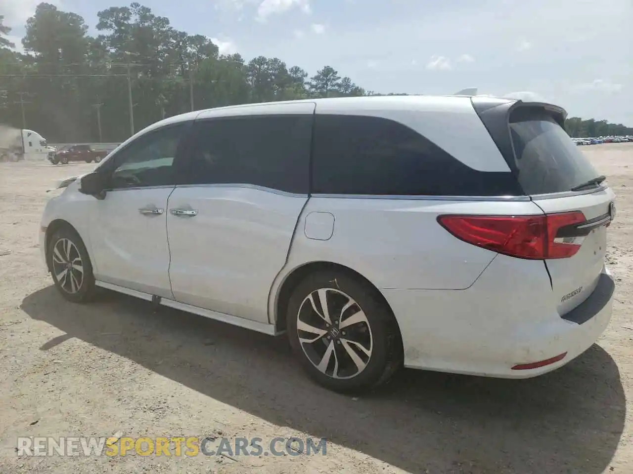 2 Photograph of a damaged car 5FNRL6H84RB014767 HONDA ODYSSEY 2024