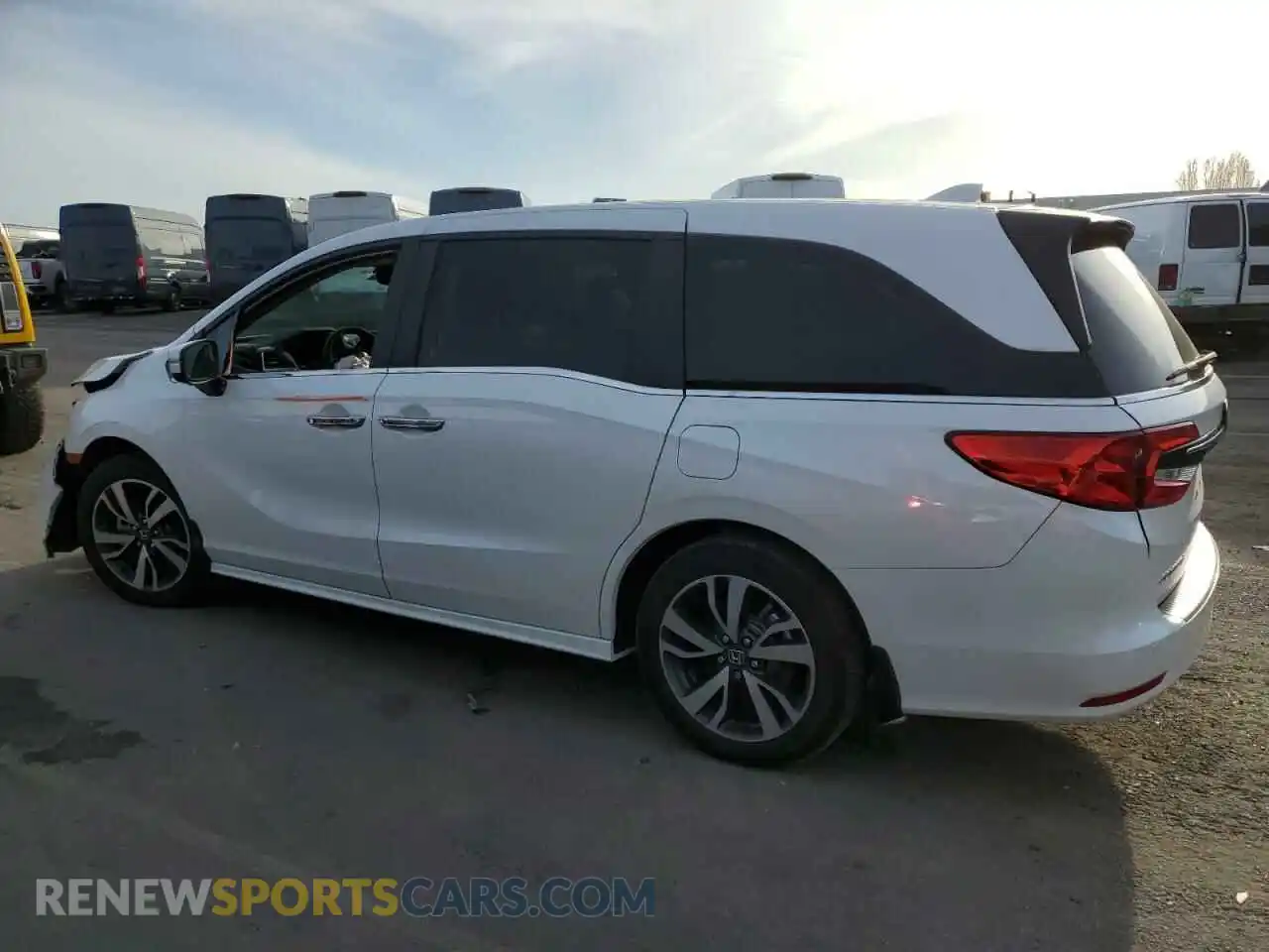 2 Photograph of a damaged car 5FNRL6H86RB000370 HONDA ODYSSEY 2024