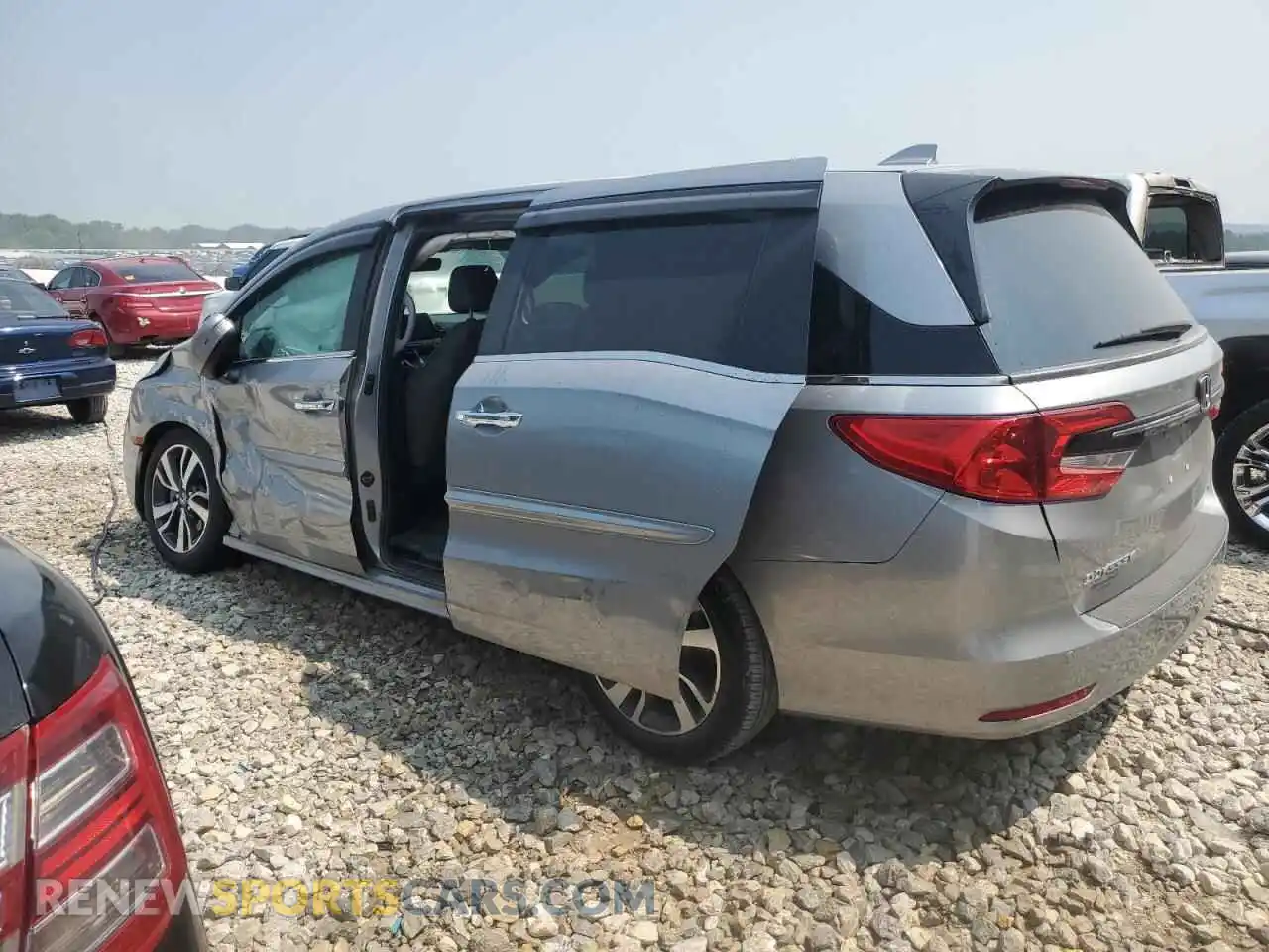 2 fotografías del automóvil dañado 5FNRL6H86RB014883 HONDA ODYSSEY 2024