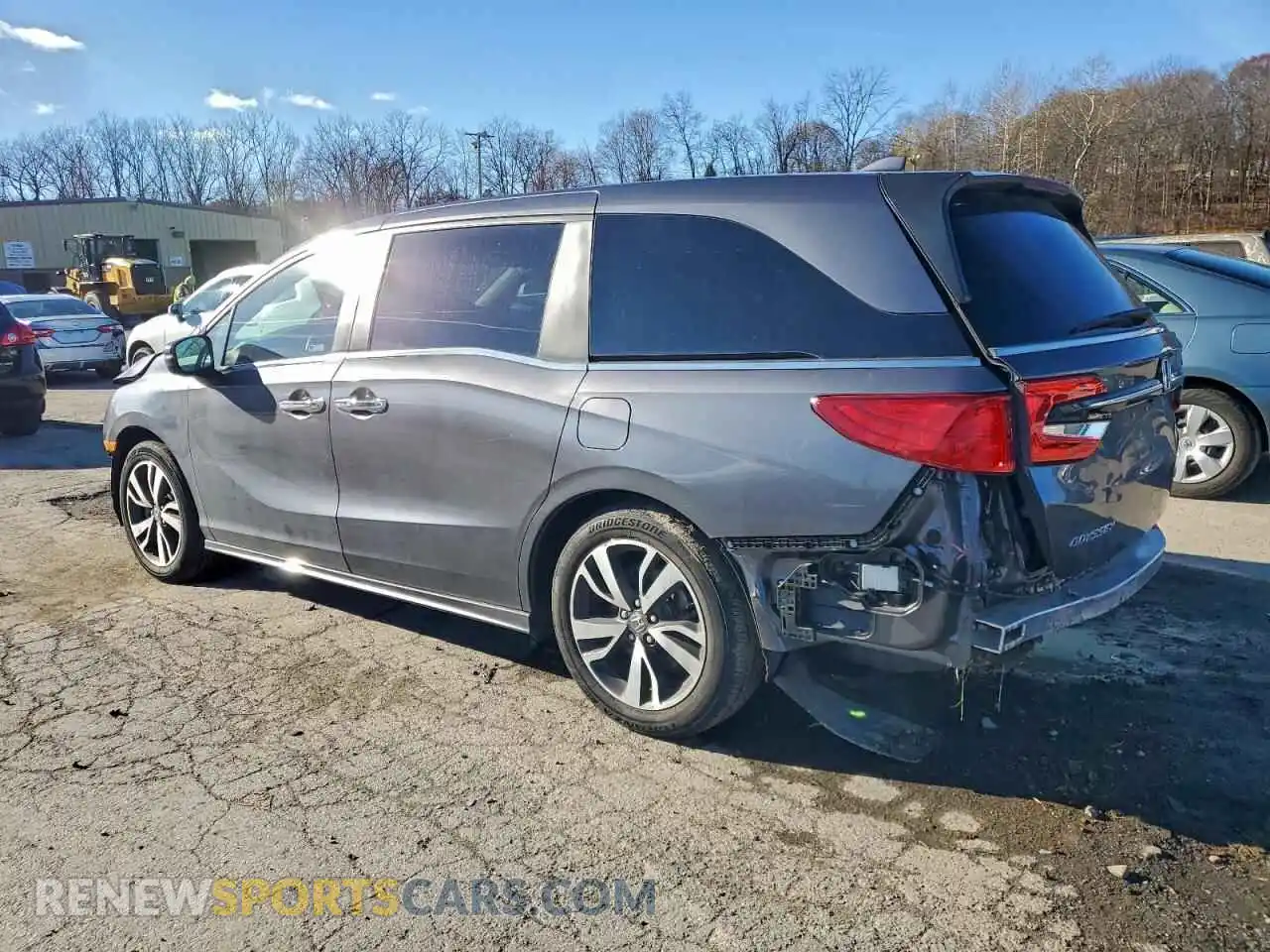 2 Photograph of a damaged car 5FNRL6H86RB023194 HONDA ODYSSEY 2024