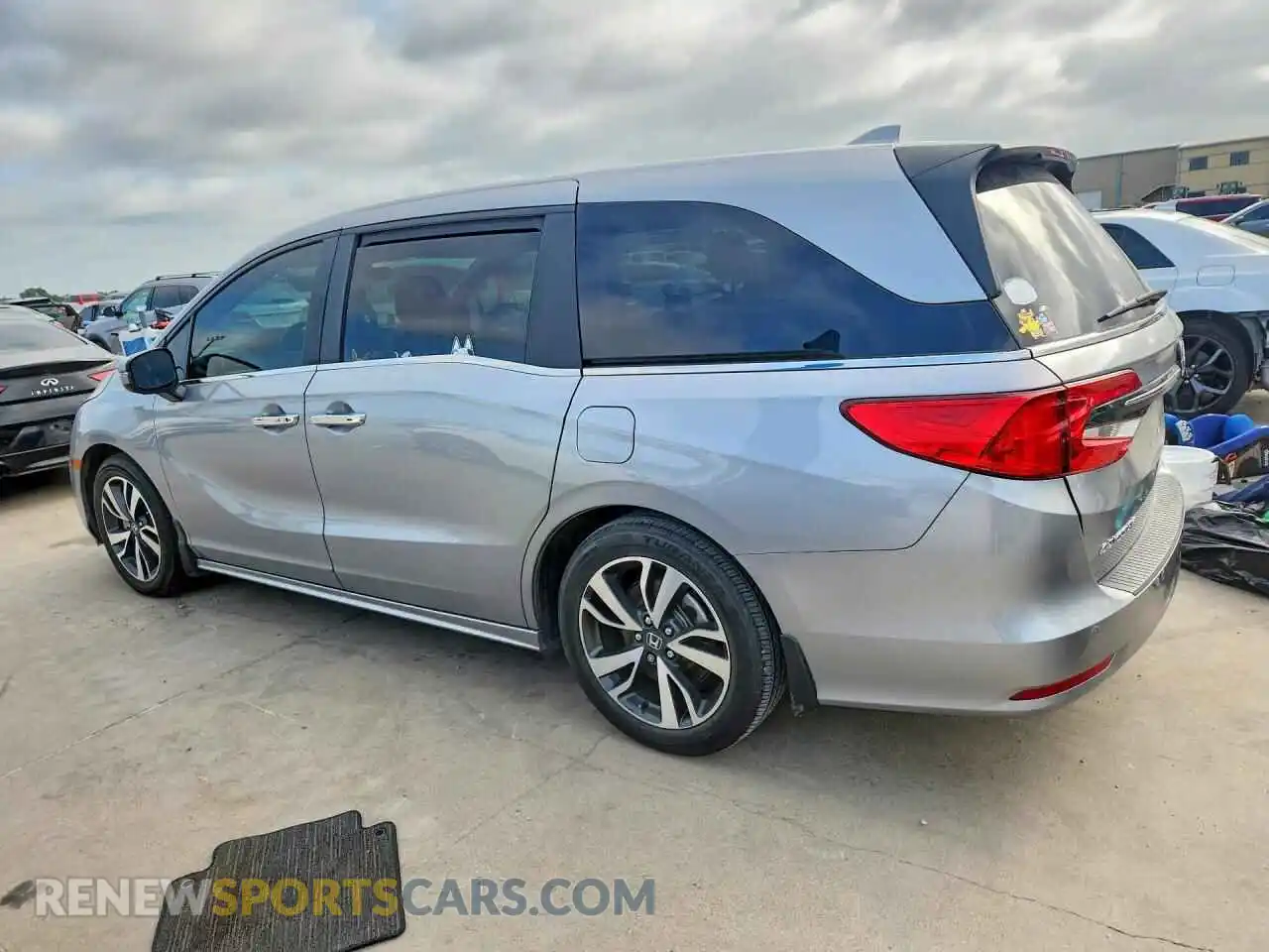2 Photograph of a damaged car 5FNRL6H86RB040013 HONDA ODYSSEY 2024