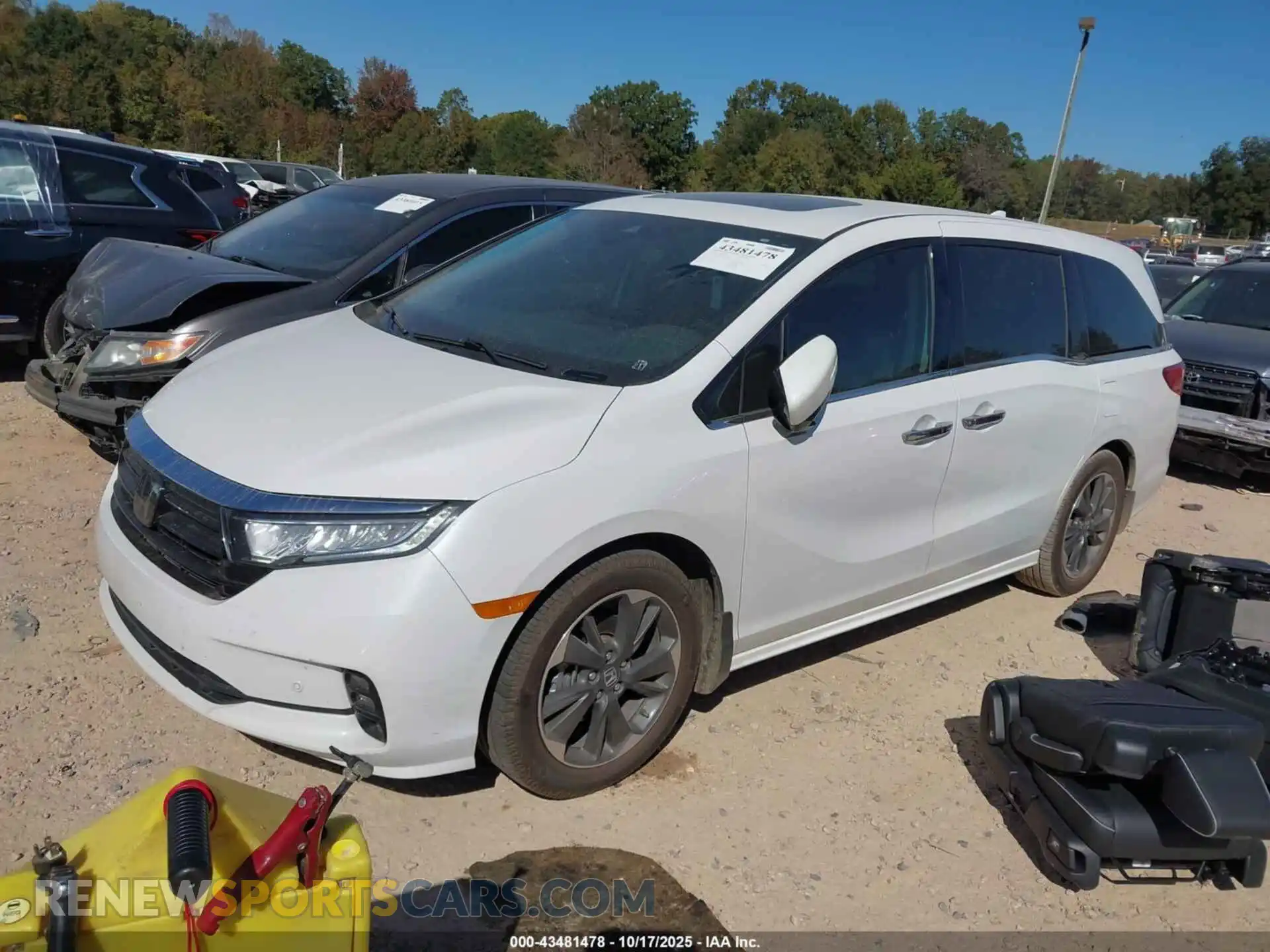 2 Photograph of a damaged car 5FNRL6H95RB035703 HONDA ODYSSEY 2024