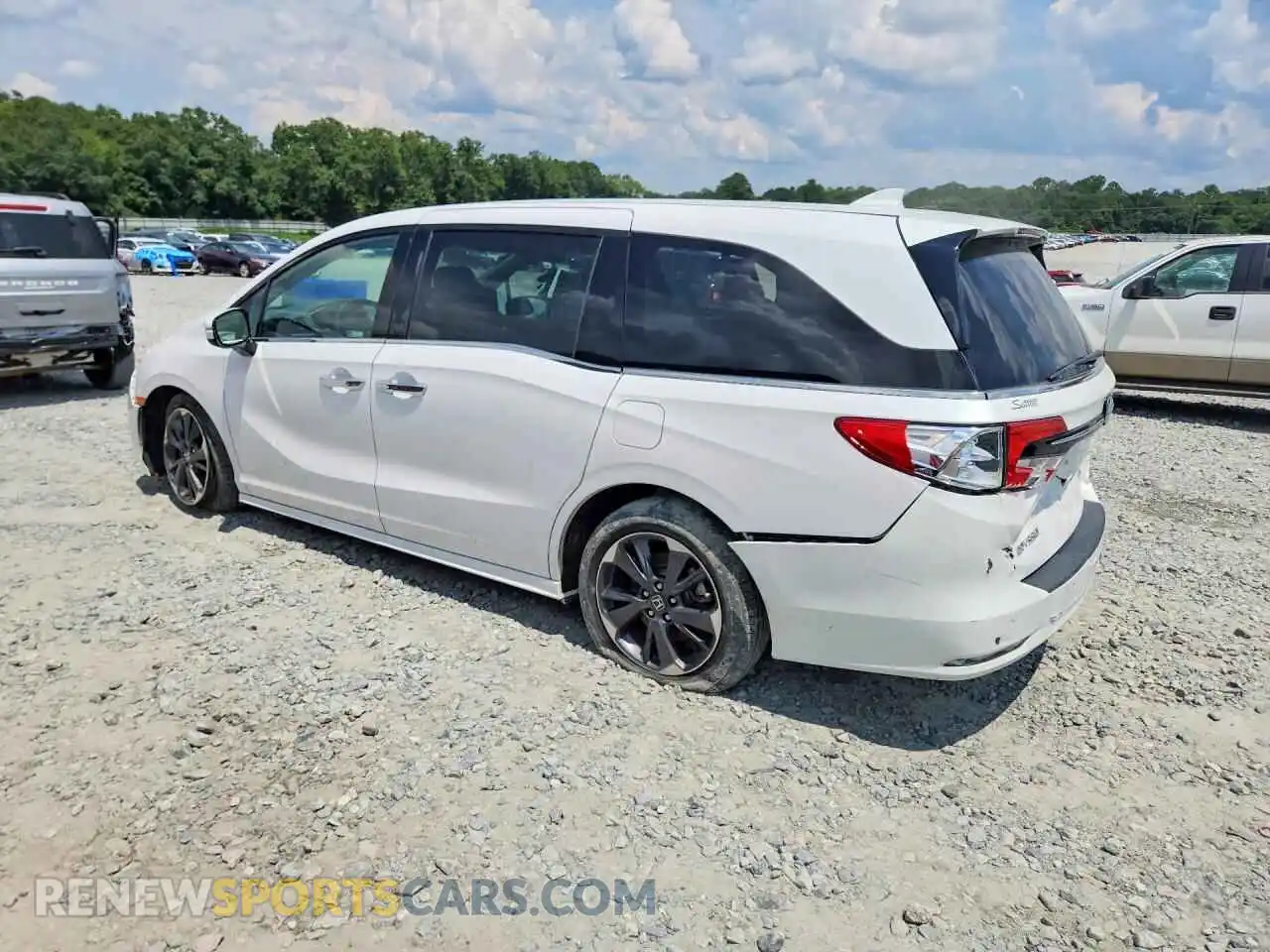 2 fotografías del automóvil dañado 5FNRL6H96RB005934 HONDA ODYSSEY 2024