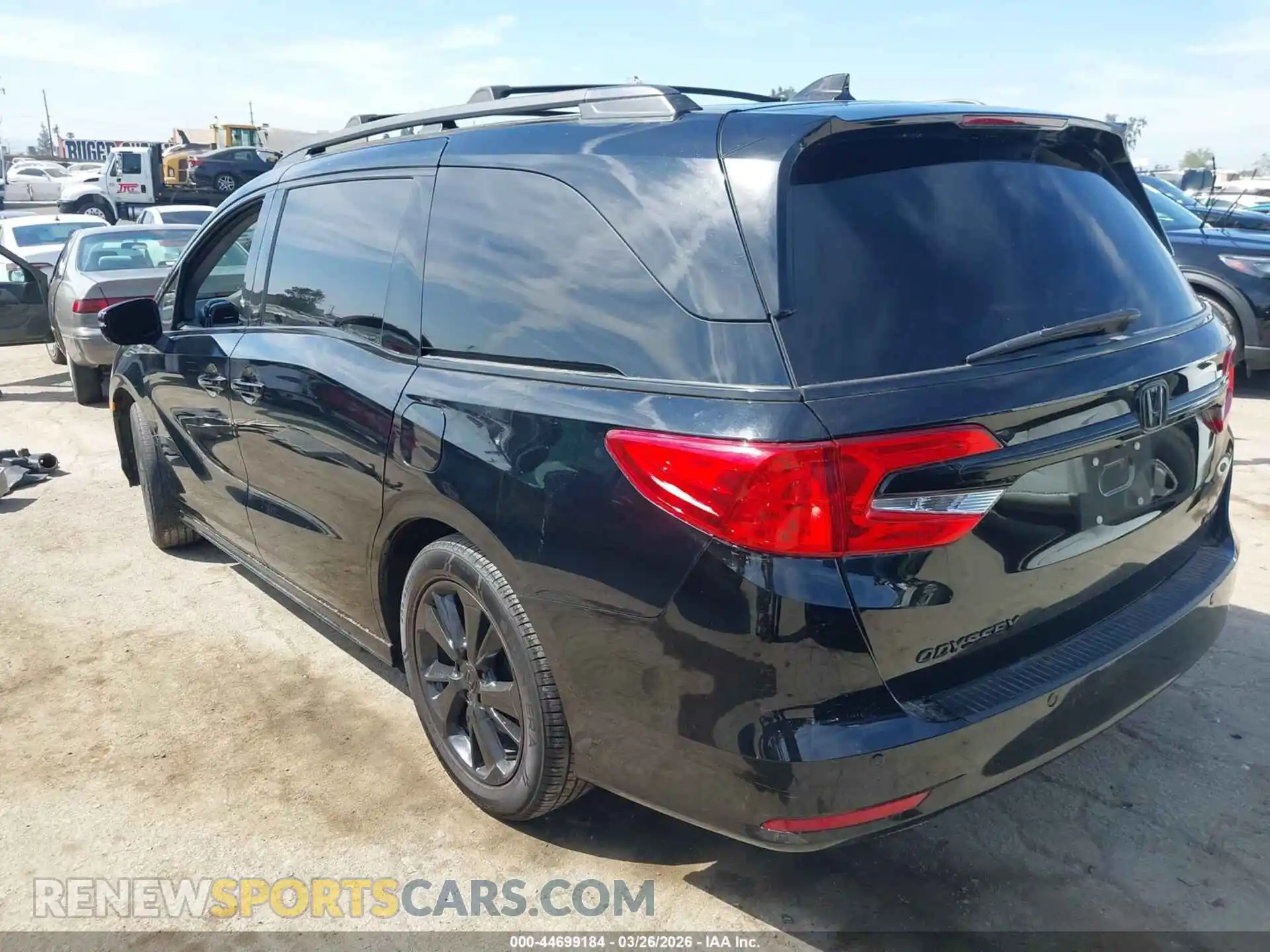 3 Фотография поврежденного автомобиля 5FNRL6H97RB006445 HONDA ODYSSEY 2024