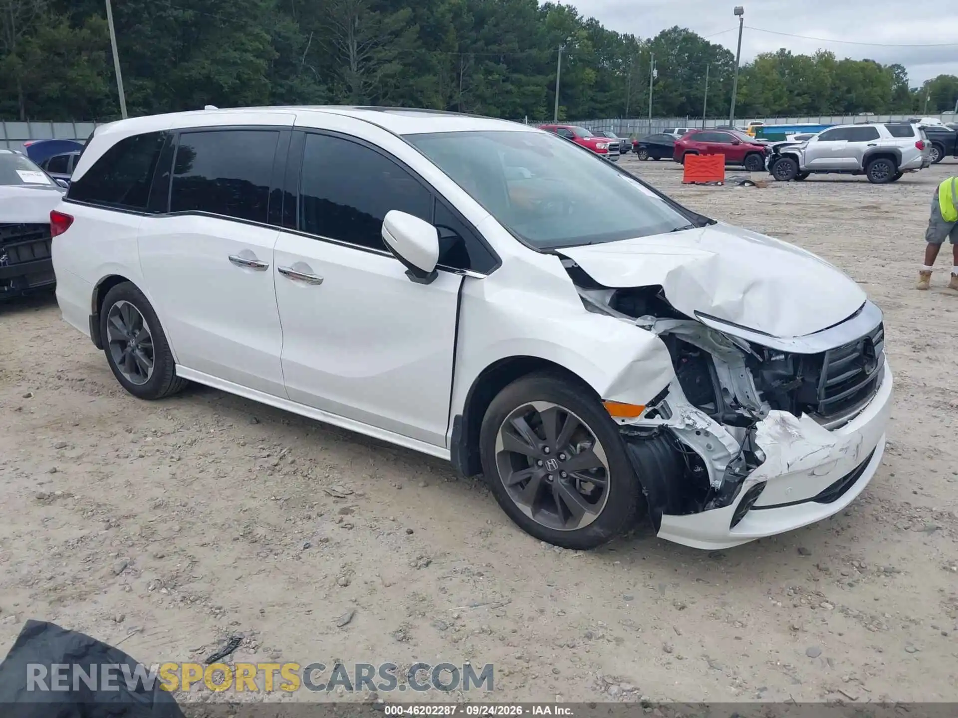 1 Photograph of a damaged car 5FNRL6H99RB043402 HONDA ODYSSEY 2024