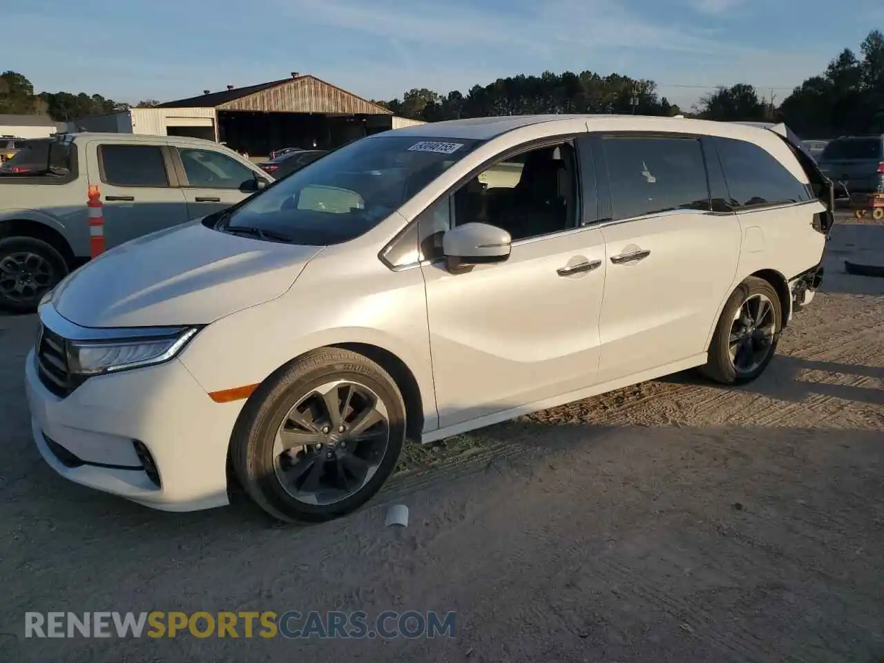 1 Photograph of a damaged car 5FNRL6H99RB059924 HONDA ODYSSEY 2024