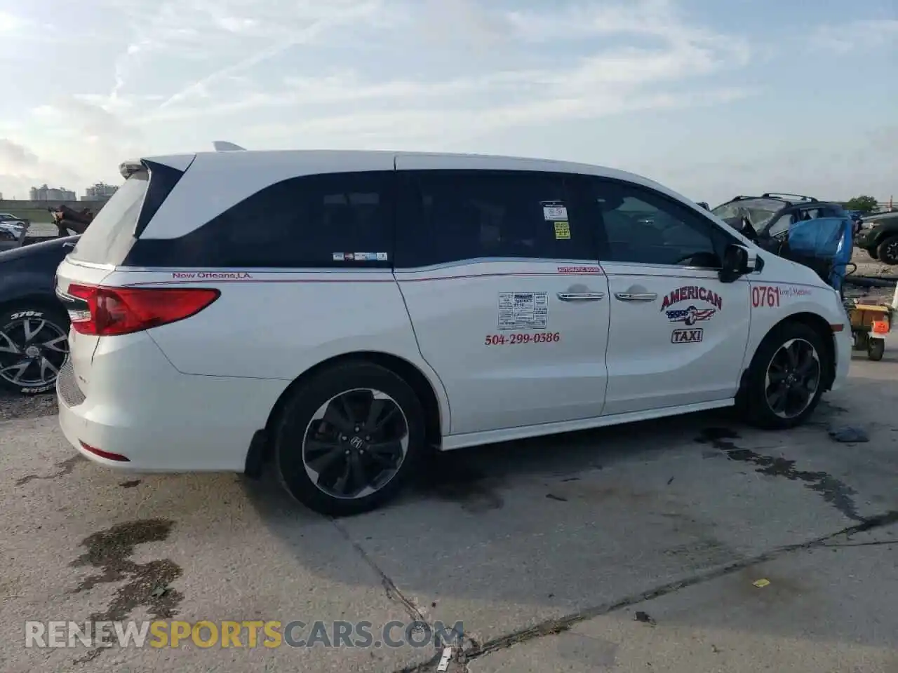 3 Photograph of a damaged car 5FNRL6H9XRB020632 HONDA ODYSSEY 2024