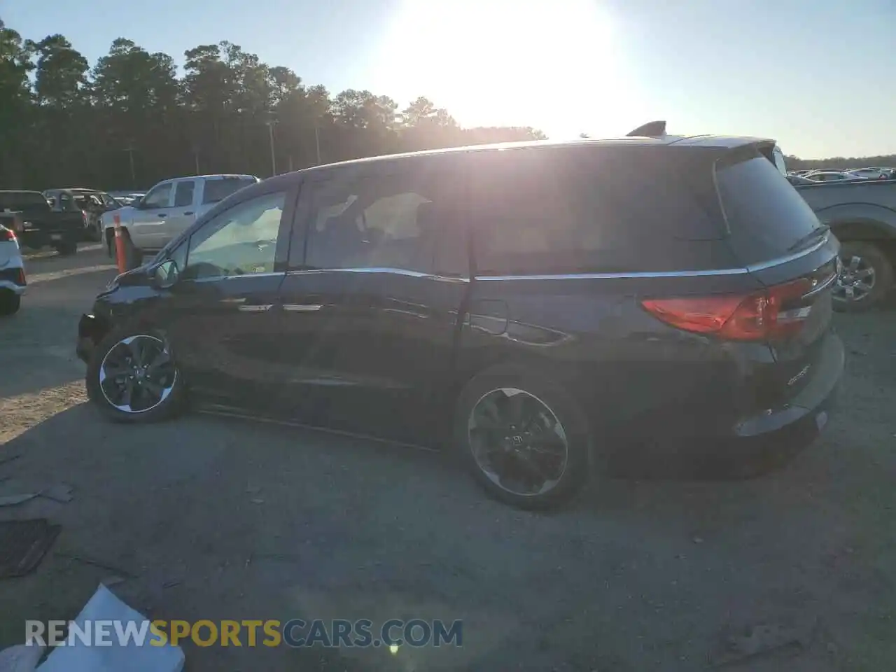 2 Photograph of a damaged car 5FNRL6H9XRB044087 HONDA ODYSSEY 2024