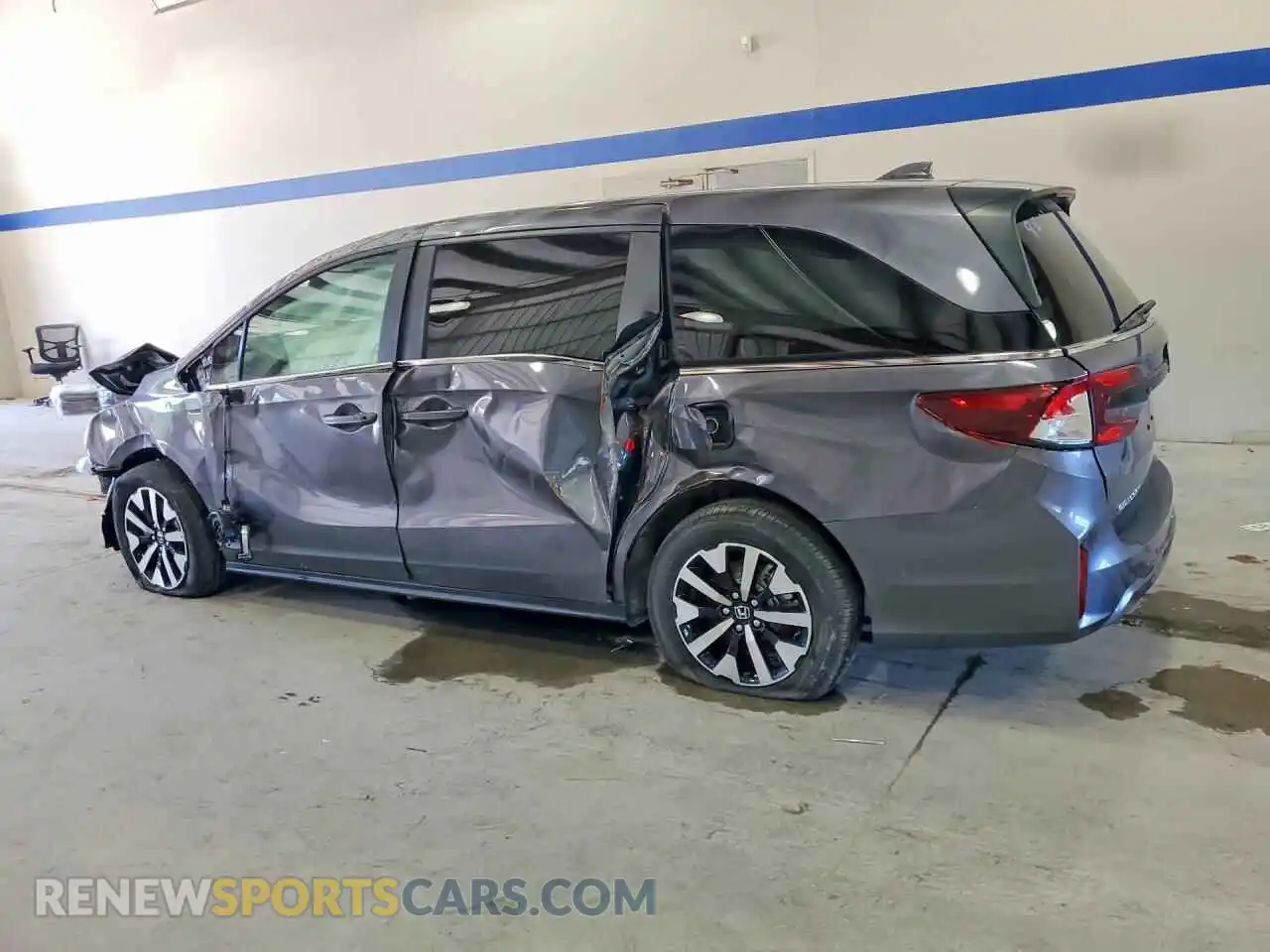 2 Photograph of a damaged car 5FNRL6H61SB057287 HONDA ODYSSEY 2025