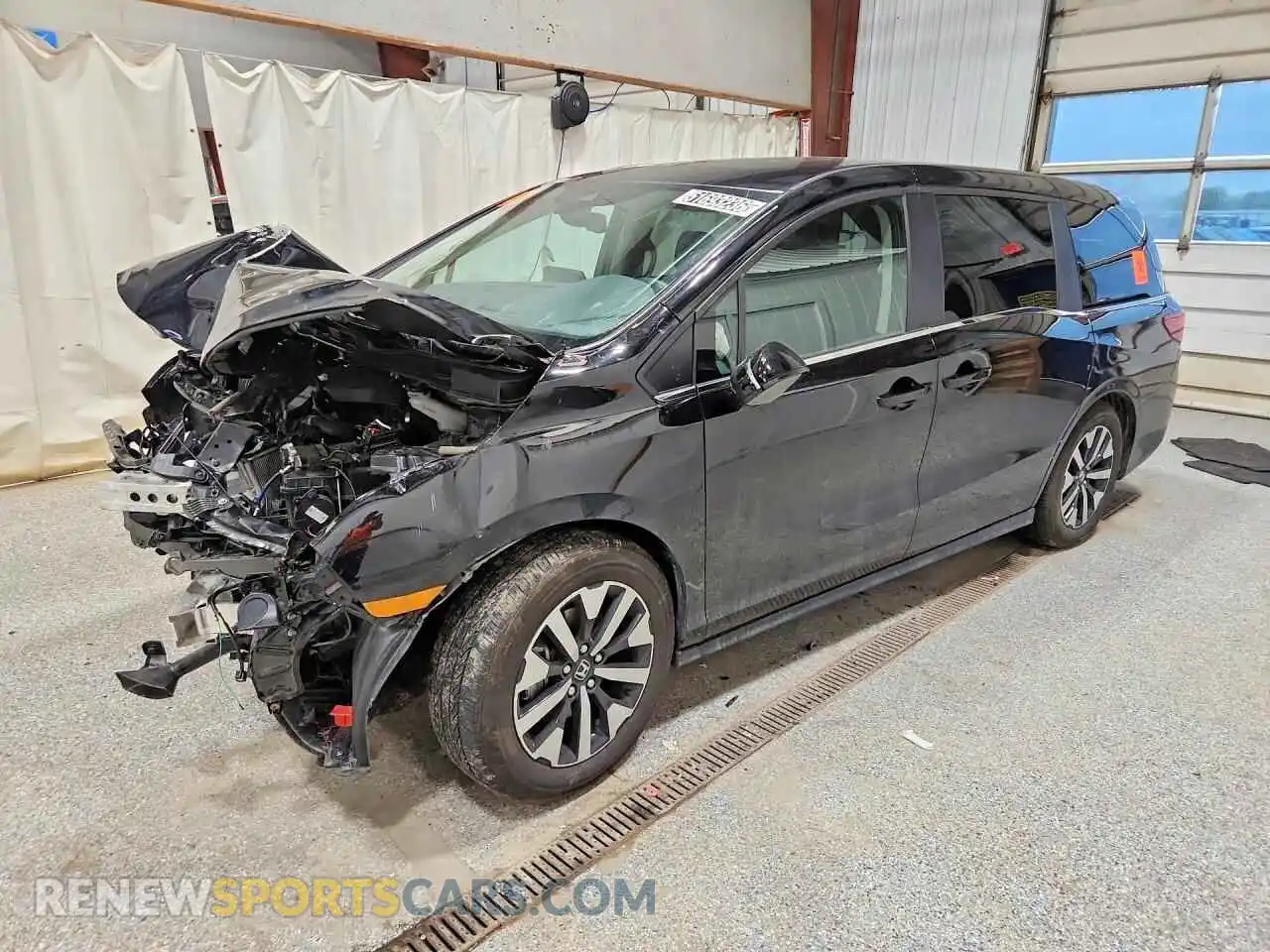 1 Photograph of a damaged car 5FNRL6H61SB088331 HONDA ODYSSEY 2025